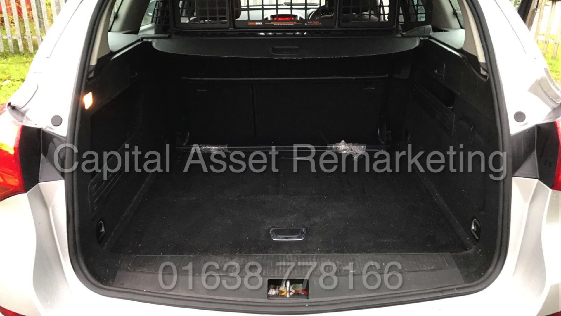 (On Sale) VAUXHALL ASTRA 'EXCLUSIVE' (2012 MODEL) '1.7 CDTI - ECOFLEX - 6 SPEED' *AIR CON* (1 OWNER) - Image 9 of 17