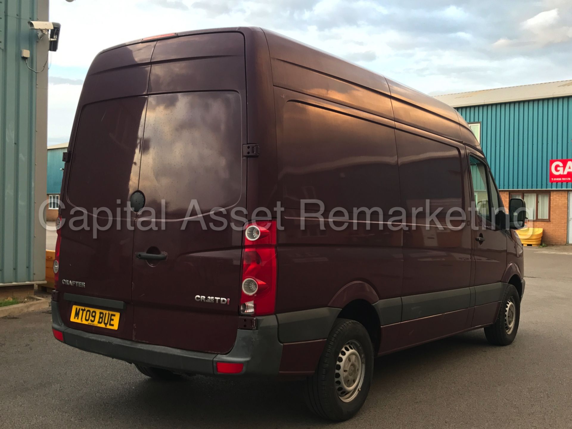 (On Sale) VOLKSWAGEN CRAFTER CR35 'MWB HI-ROOF' (2009) '2.5 TDI - 109 PS - 6 SPEED' **LOW MILES** - Image 8 of 26