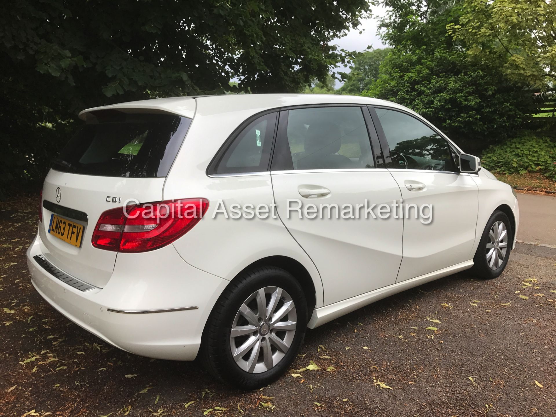 MERCEDES B180CDI "SE - BLUEEFFICIENCY" 1 OWNER FSH (2014 YEAR) SAT NAV-BEST COLOUR COMBO-GREAT SPEC - Image 9 of 20