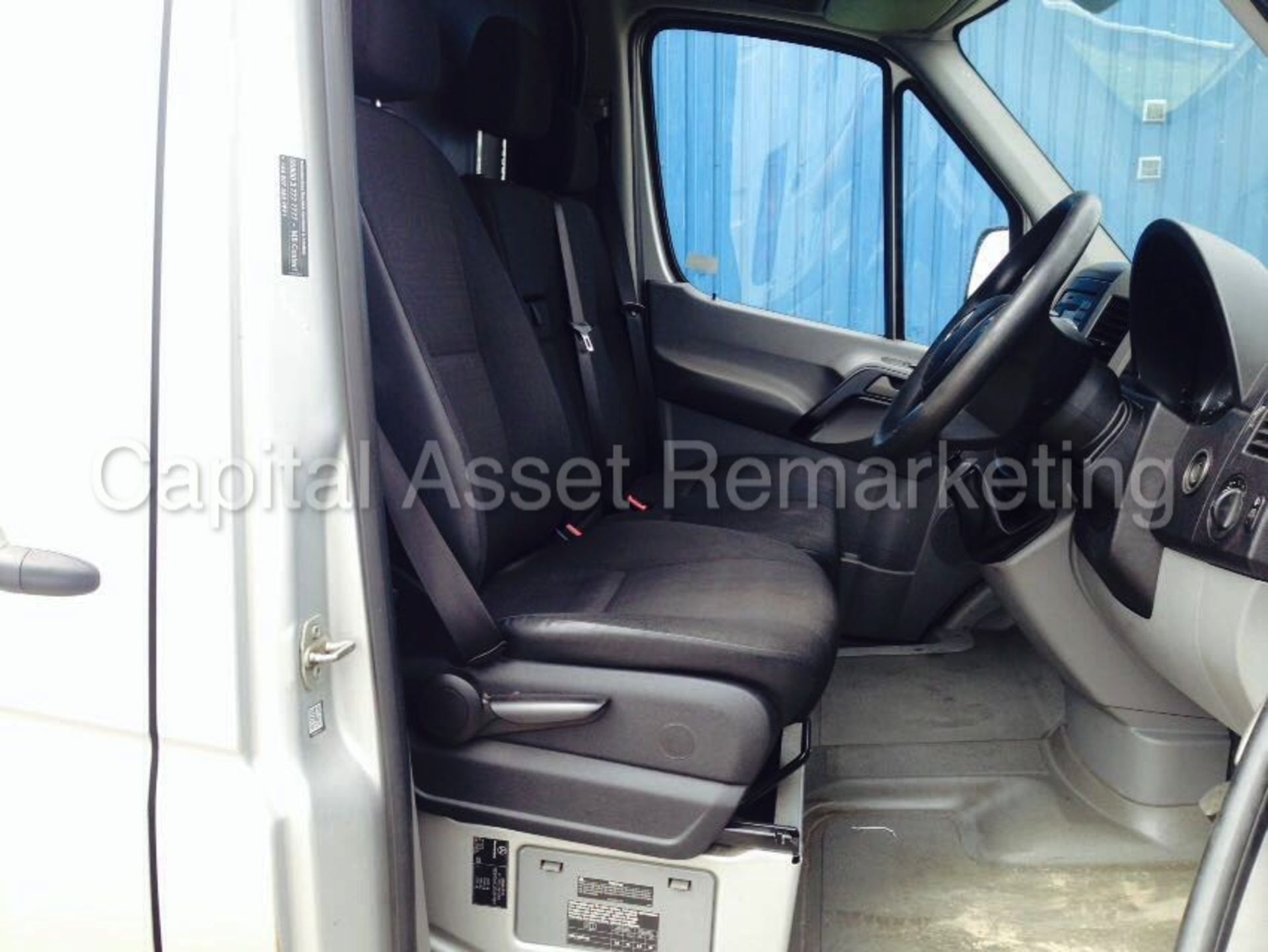 MERCEDES-BENZ SPRINTER 313 CDI 'MWB HI-ROOF (2014 - NEW MODEL) *FRIDGE VAN* '130 BHP - 6 SPEED - A/C - Image 11 of 16