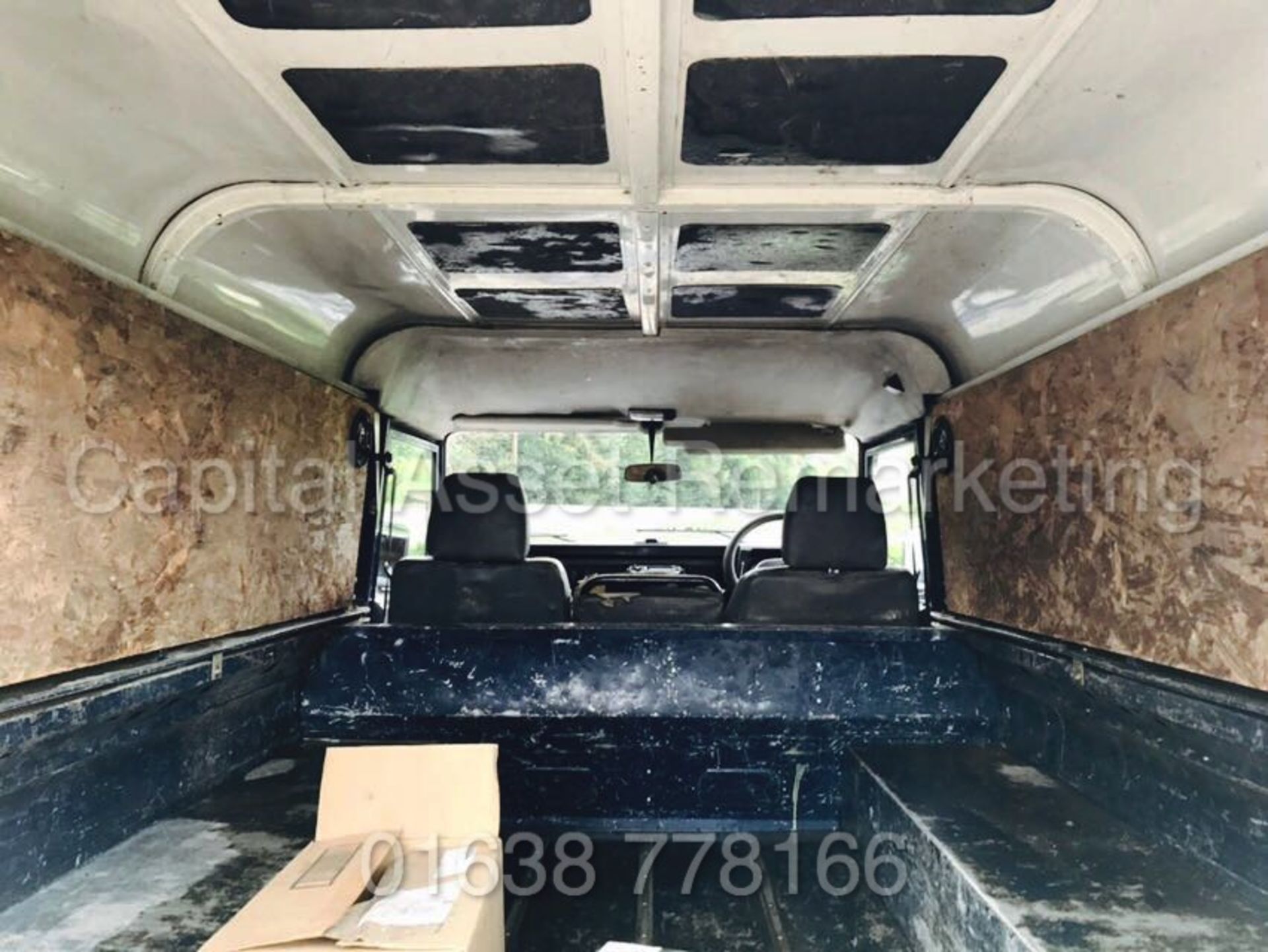 (On Sale) LAND ROVER DEFENDER 110 TD5 'COMMERCIAL' (2000) '2.5 DIESEL - 122 BHP - 5 SPEED' (NO VAT) - Image 12 of 15