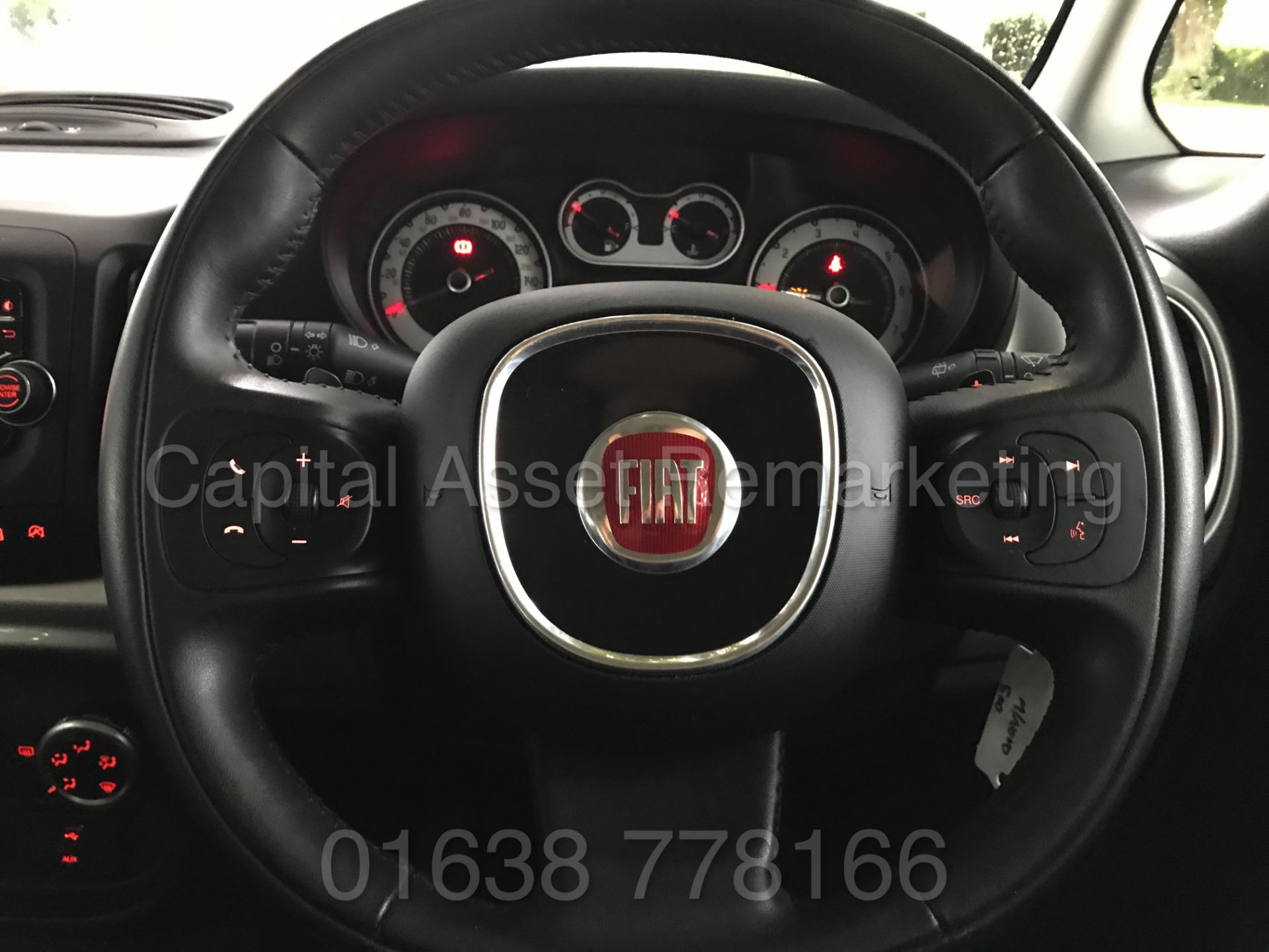 FIAT 500L 'POP STAR' (2015 - FACELIFT MODEL) '1.3 MULTIJET DIESEL - SEMI AUTO - AIR CON' *LOW MILES* - Image 24 of 27