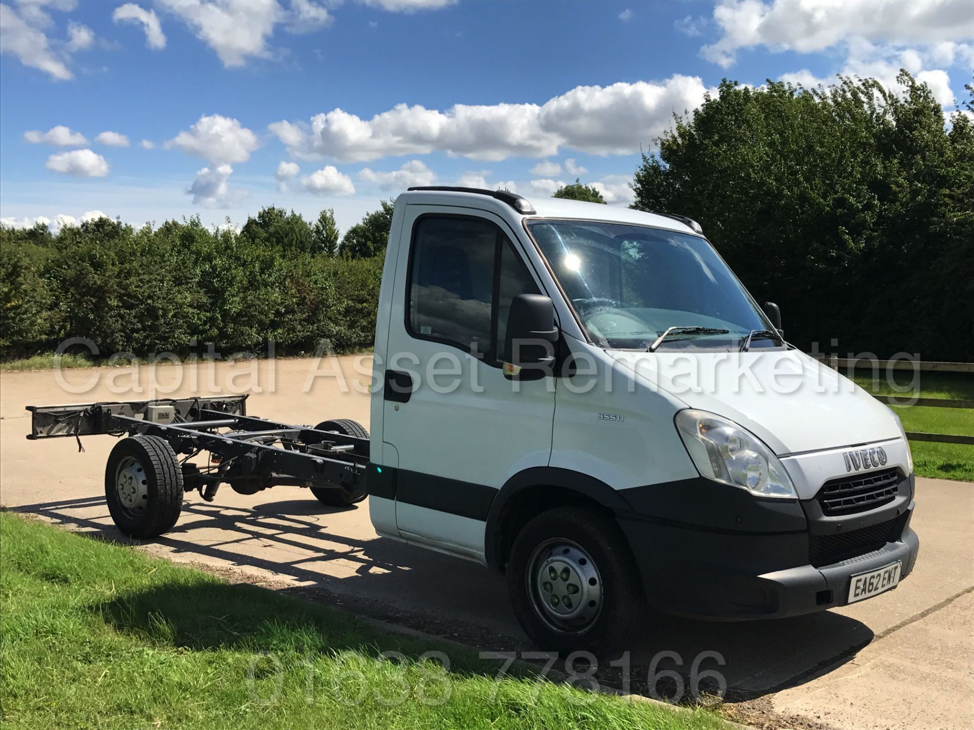 IVECO DAILY 35S11 'LWB - CHASSIS CAB' (2013 MODEL) '2.3 DIESEL - 110 BHP - 6 SPEED' - Image 8 of 19