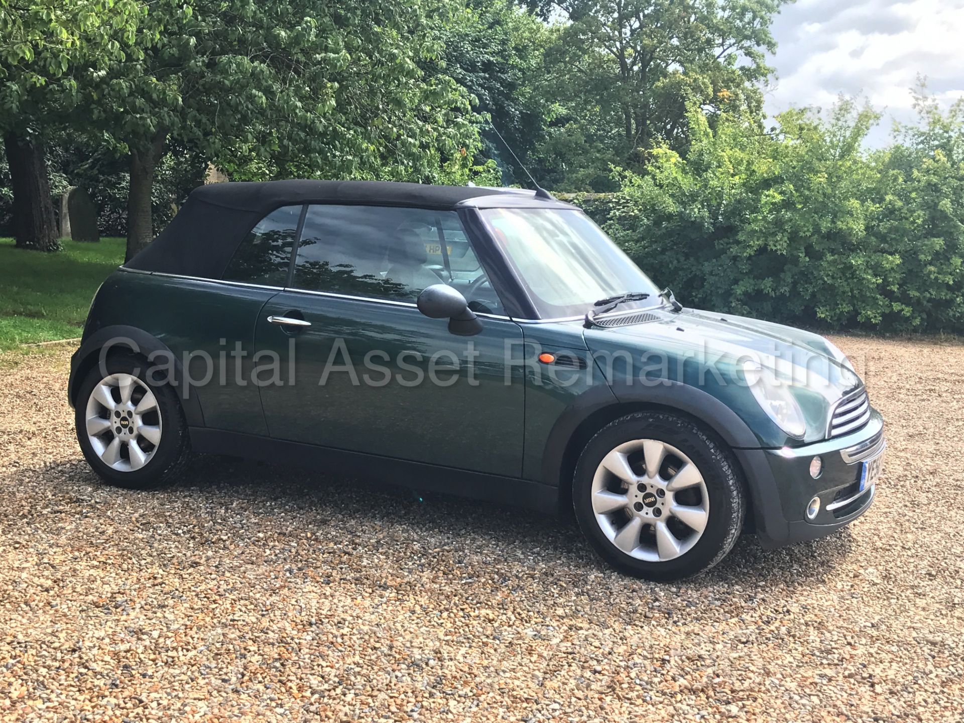 MINI 'ONE EDITION' CONVERTIBLE (2007 MODEL) '1.6 PETROL - 5 SPEED' **LOW MILES** (NO VAT) - Image 12 of 29