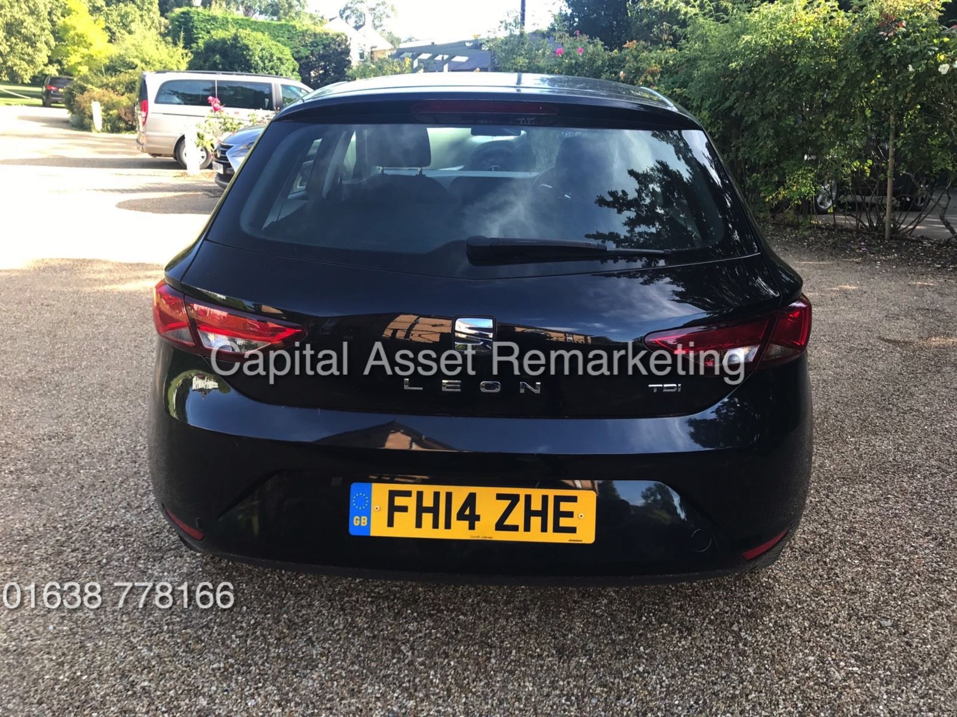 SEAT LEON 1.6TDI "SE - BLACK" 5 DOOR HATCHBACK (14 REG) AIR CON - ELEC PACK - MEDIA - COLOUR CODED - Image 7 of 15