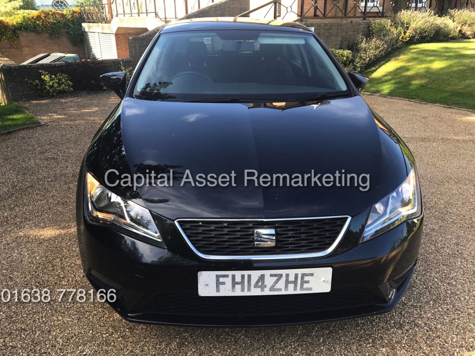 SEAT LEON 1.6TDI "SE - BLACK" 5 DOOR HATCHBACK (14 REG) AIR CON - ELEC PACK - MEDIA - COLOUR CODED - Image 3 of 15