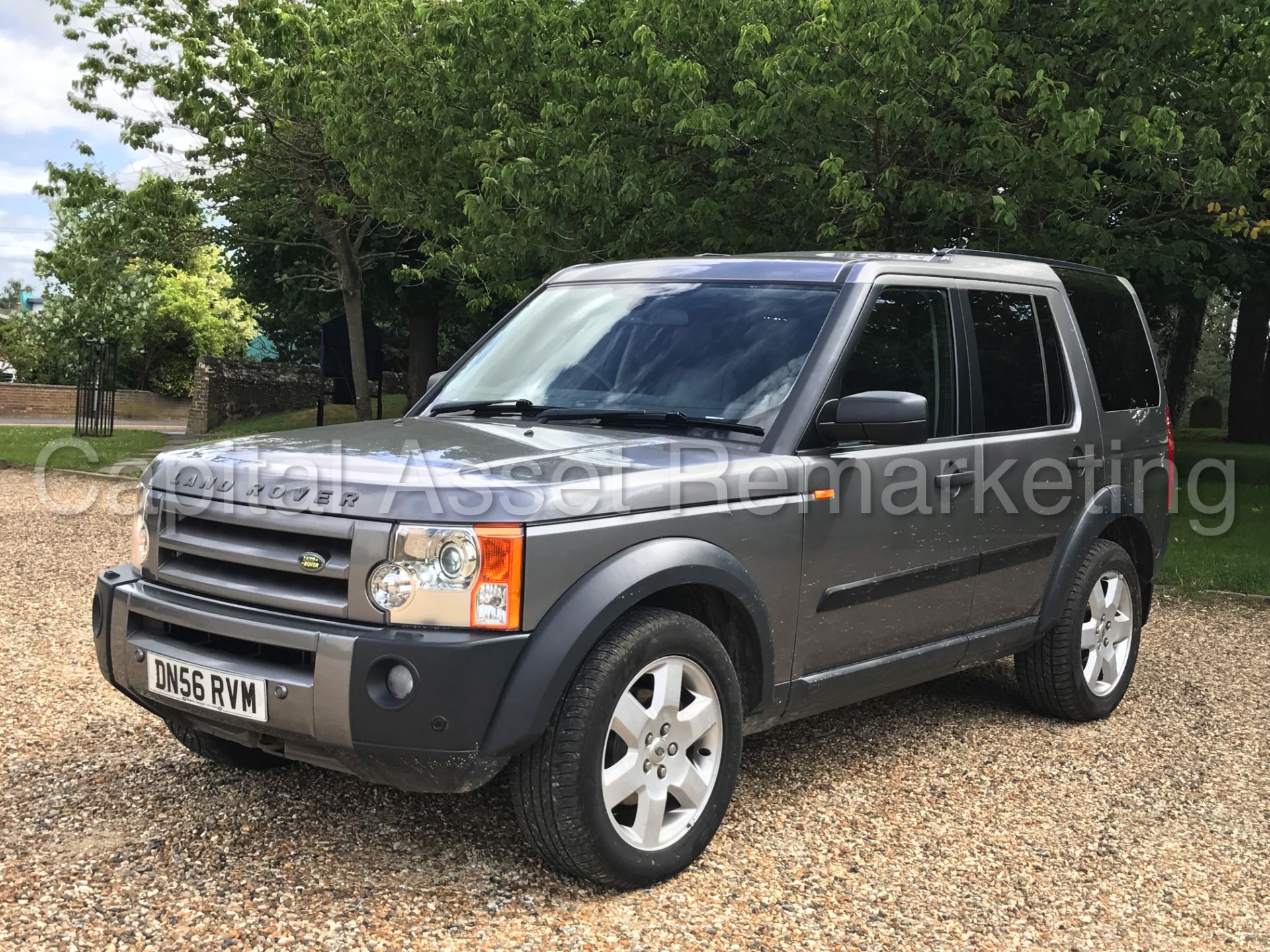 LAND ROVER DISCOVERY 3 'HSE' (2007) 'TDV6 - AUTO - LEATHER - SAT NAV - 7 SEATER' **MASSIVE SPEC** - Image 5 of 34