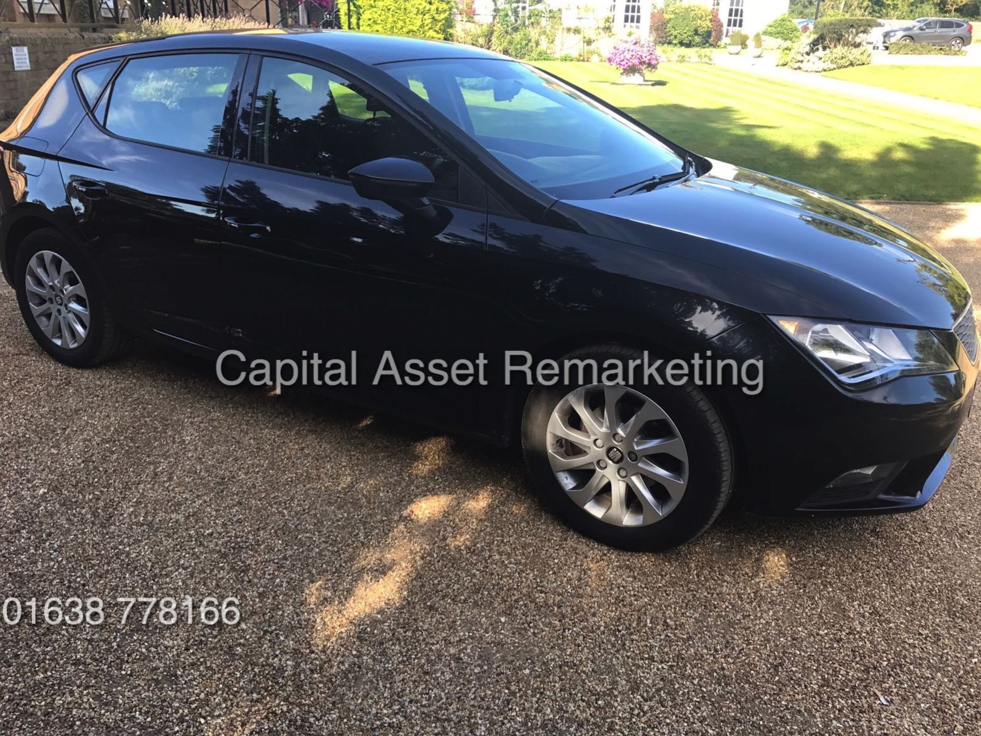 SEAT LEON 1.6TDI "SE - BLACK" 5 DOOR HATCHBACK (14 REG) AIR CON - ELEC PACK - MEDIA - COLOUR CODED