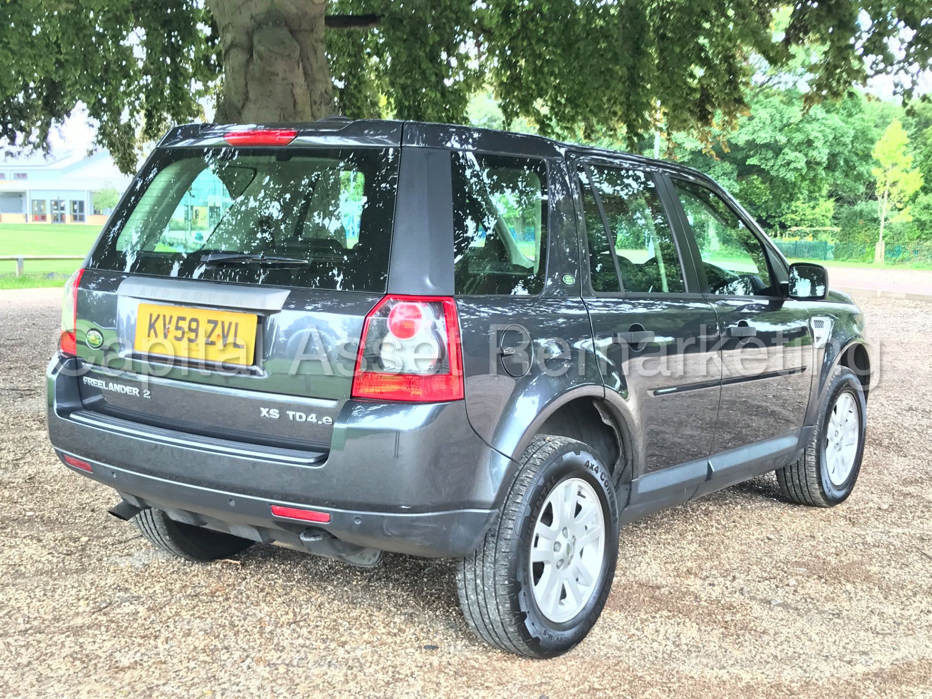 LAND ROVER FREELANDER 'XS' (2010 MODEL) '2.2 TD4 - LEATHER - SAT NAV - STOP / START' *MASSIVE SPEC* - Image 9 of 31