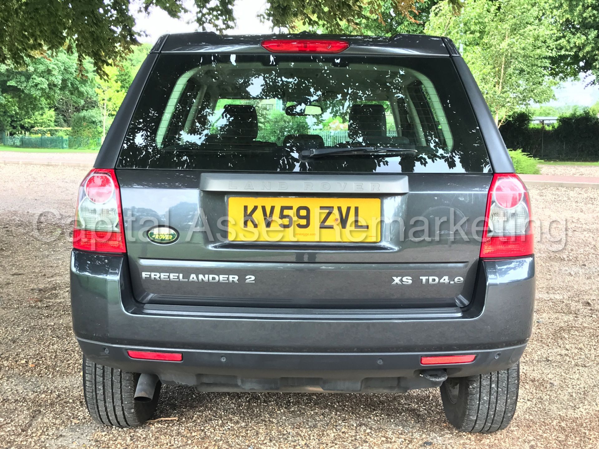 LAND ROVER FREELANDER 'XS' (2010 MODEL) '2.2 TD4 - LEATHER - SAT NAV - STOP / START' *MASSIVE SPEC* - Image 8 of 31