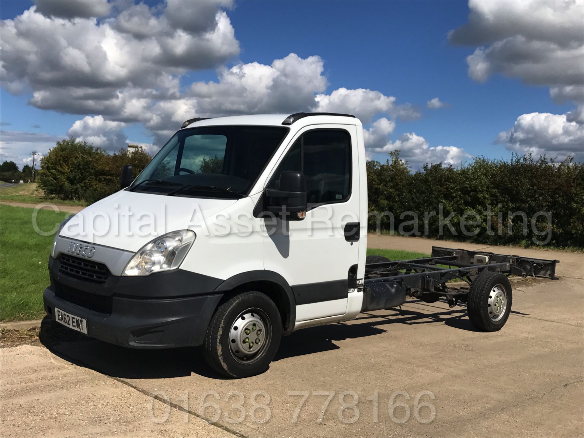 IVECO DAILY 35S11 'LWB - CHASSIS CAB' (2013 MODEL) '2.3 DIESEL - 110 BHP - 6 SPEED' - Image 3 of 19