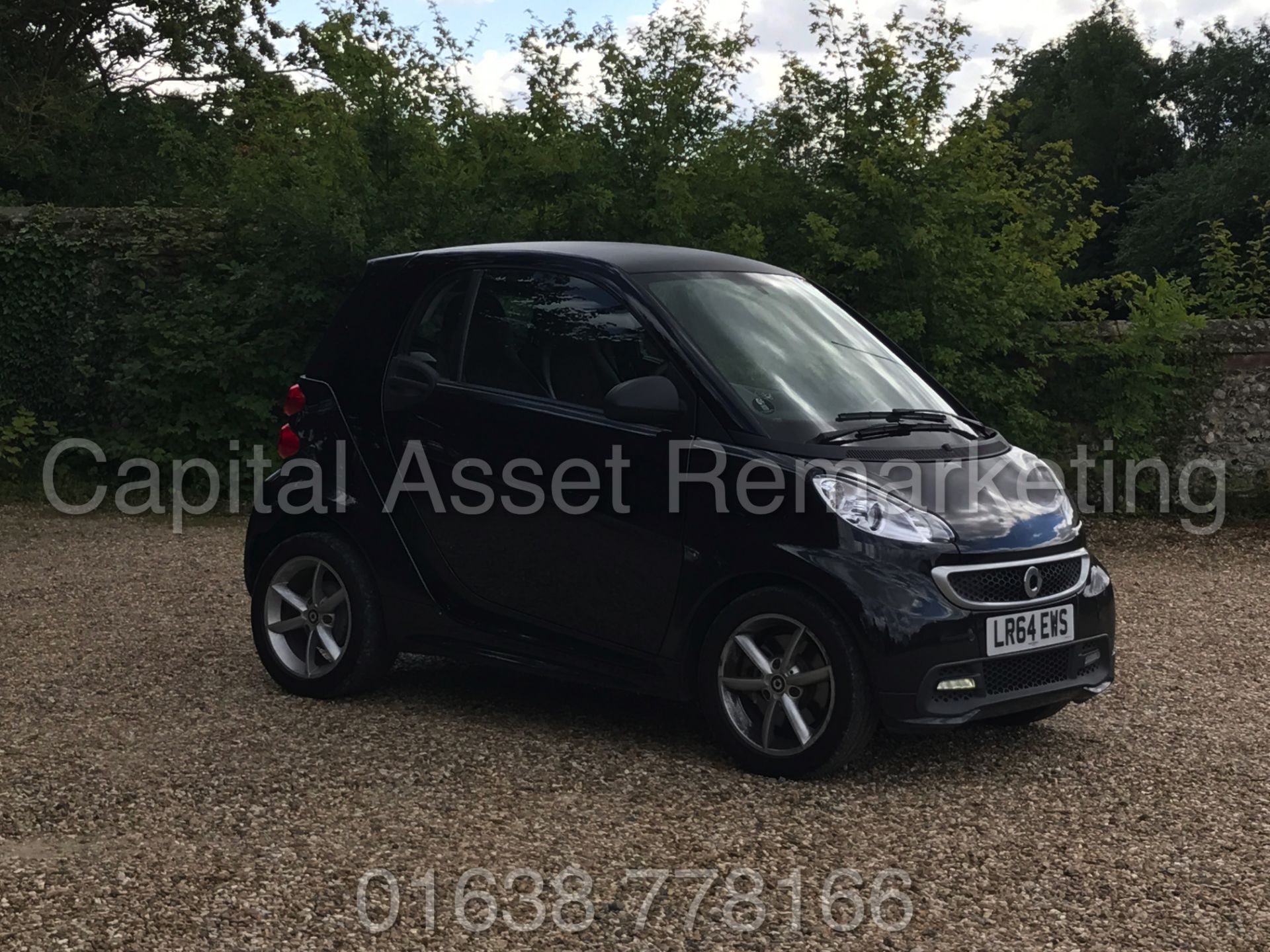 SMART FORTWO 'EDITION 21' (2015 MODEL) 'MHD - AUTO - A/C - STOP / START' (70 MPG +) - Image 10 of 28