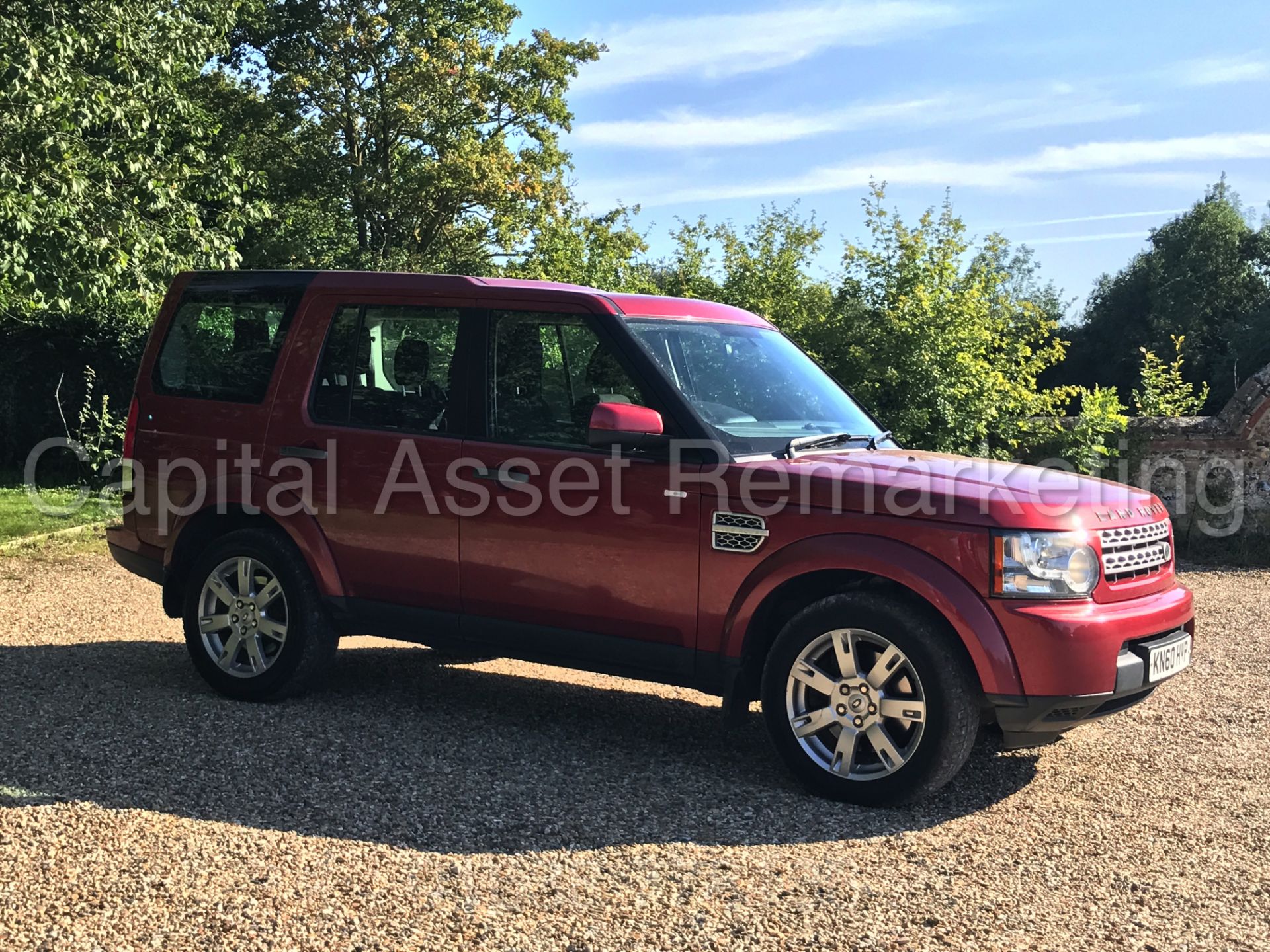 (On Sale) LAND ROVER DISCOVERY 4 (2011 MODEL) '3.0 SDV6 - 245 BHP - AUTO TIP TRONIC - 7 SEATER' - Image 10 of 31