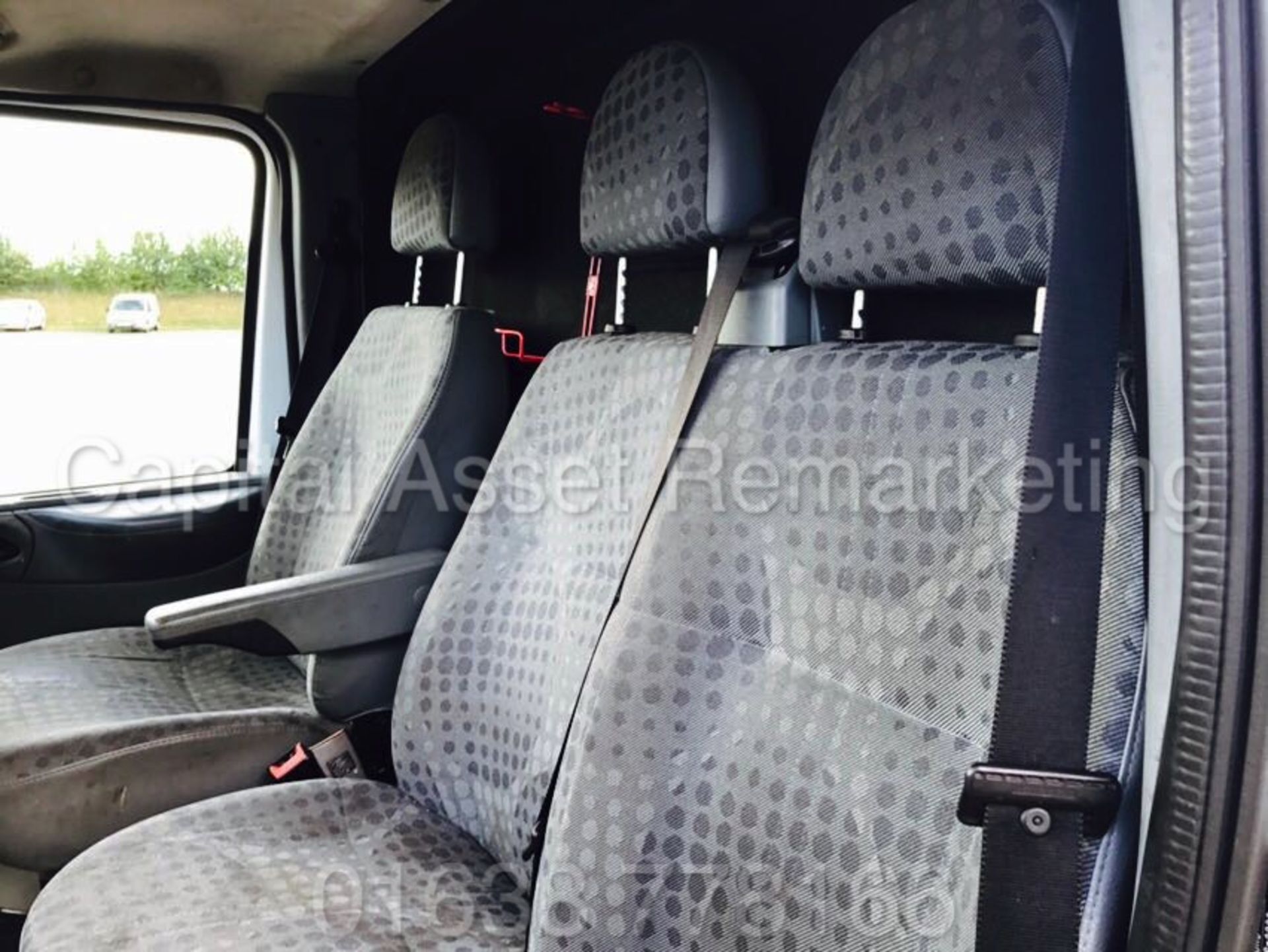 FORD TRANSIT 100 T350L RWD 'LWB HI-ROOF' (2014 MODEL) '2.2 TDCI - 100 PS - 6 SPEED' - Image 10 of 19