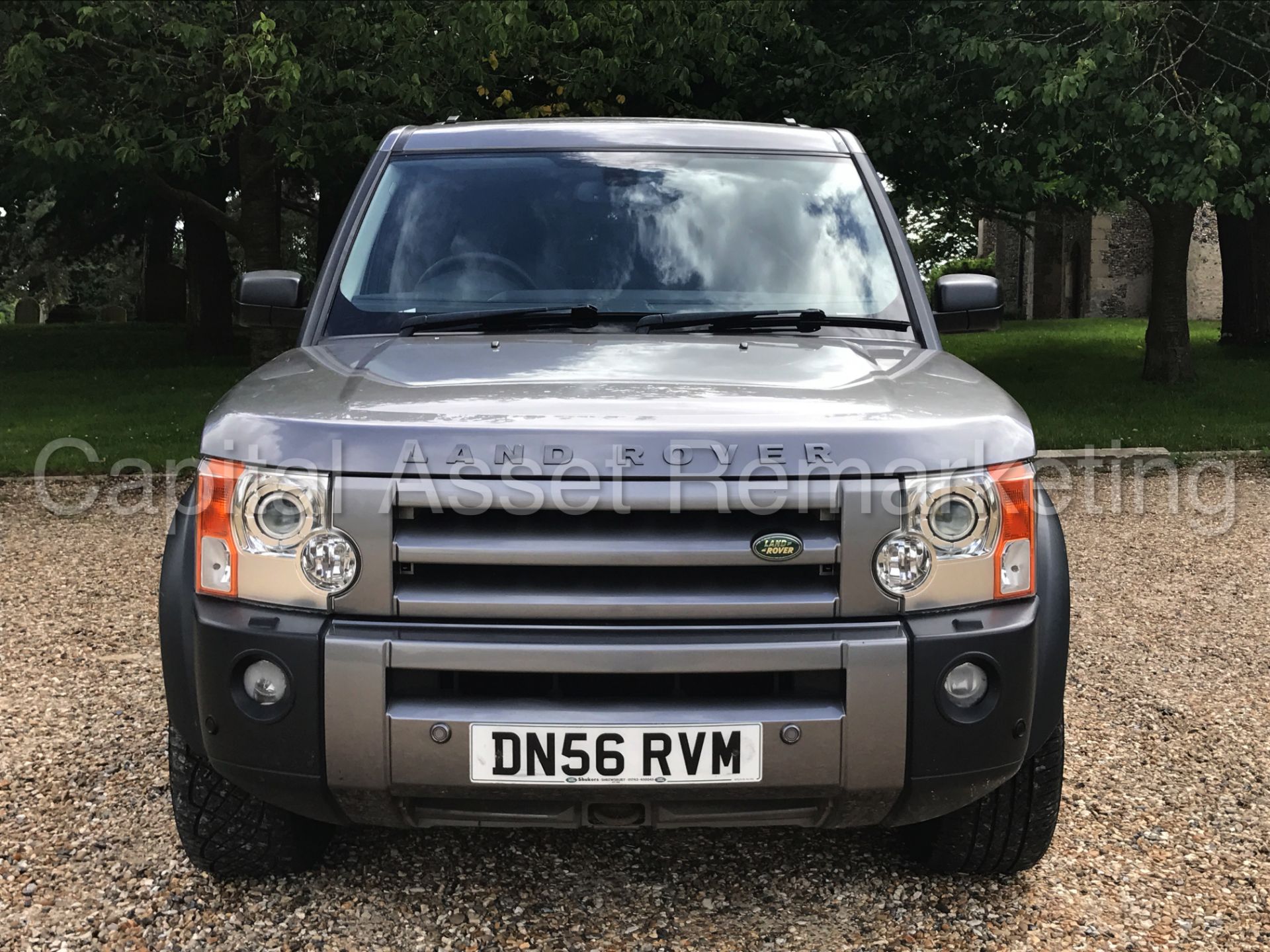 LAND ROVER DISCOVERY 3 'HSE' (2007) 'TDV6 - AUTO - LEATHER - SAT NAV - 7 SEATER' **MASSIVE SPEC** - Image 3 of 34