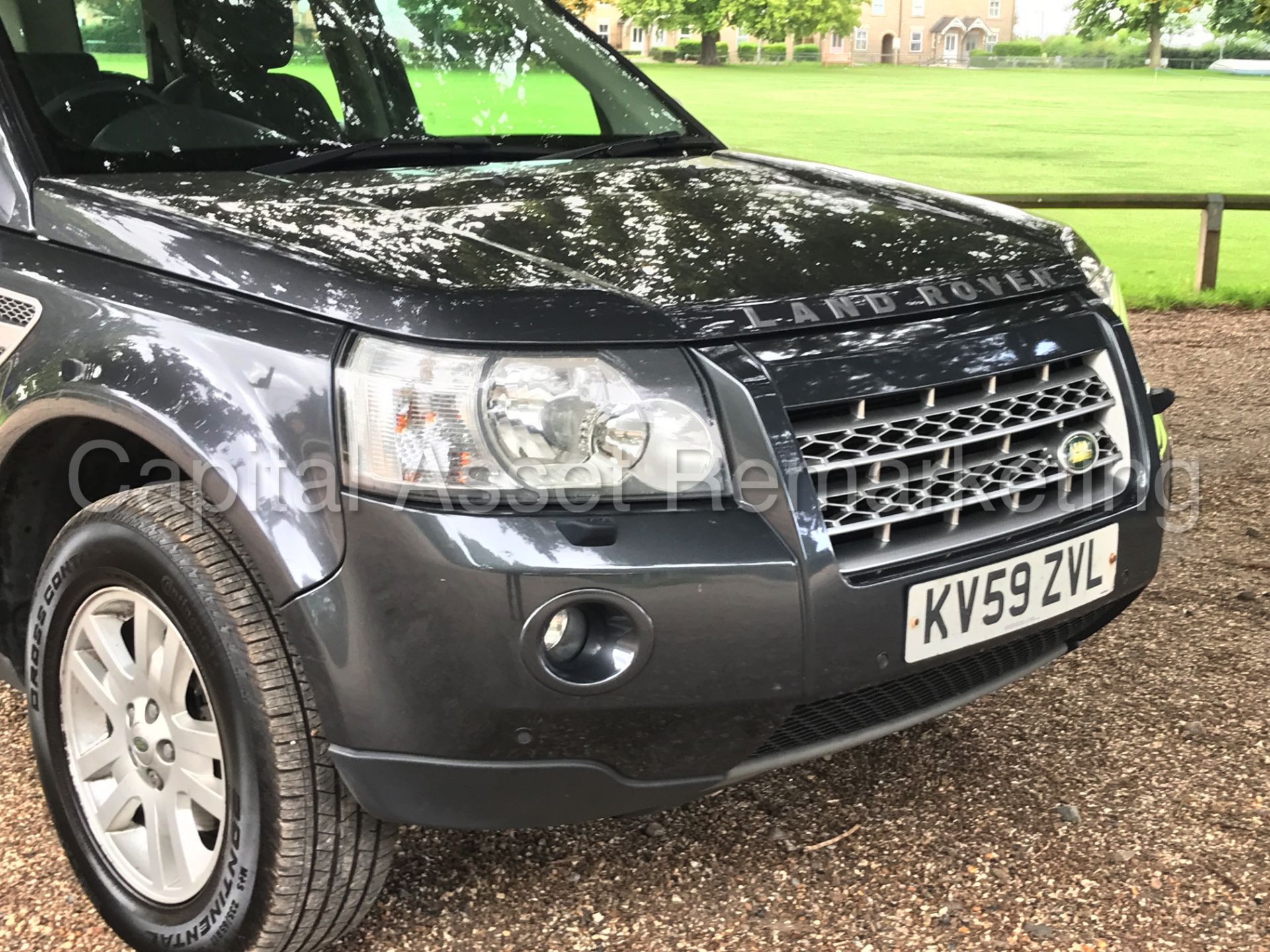 LAND ROVER FREELANDER 'XS' (2010 MODEL) '2.2 TD4 - LEATHER - SAT NAV - STOP / START' *MASSIVE SPEC* - Image 11 of 31