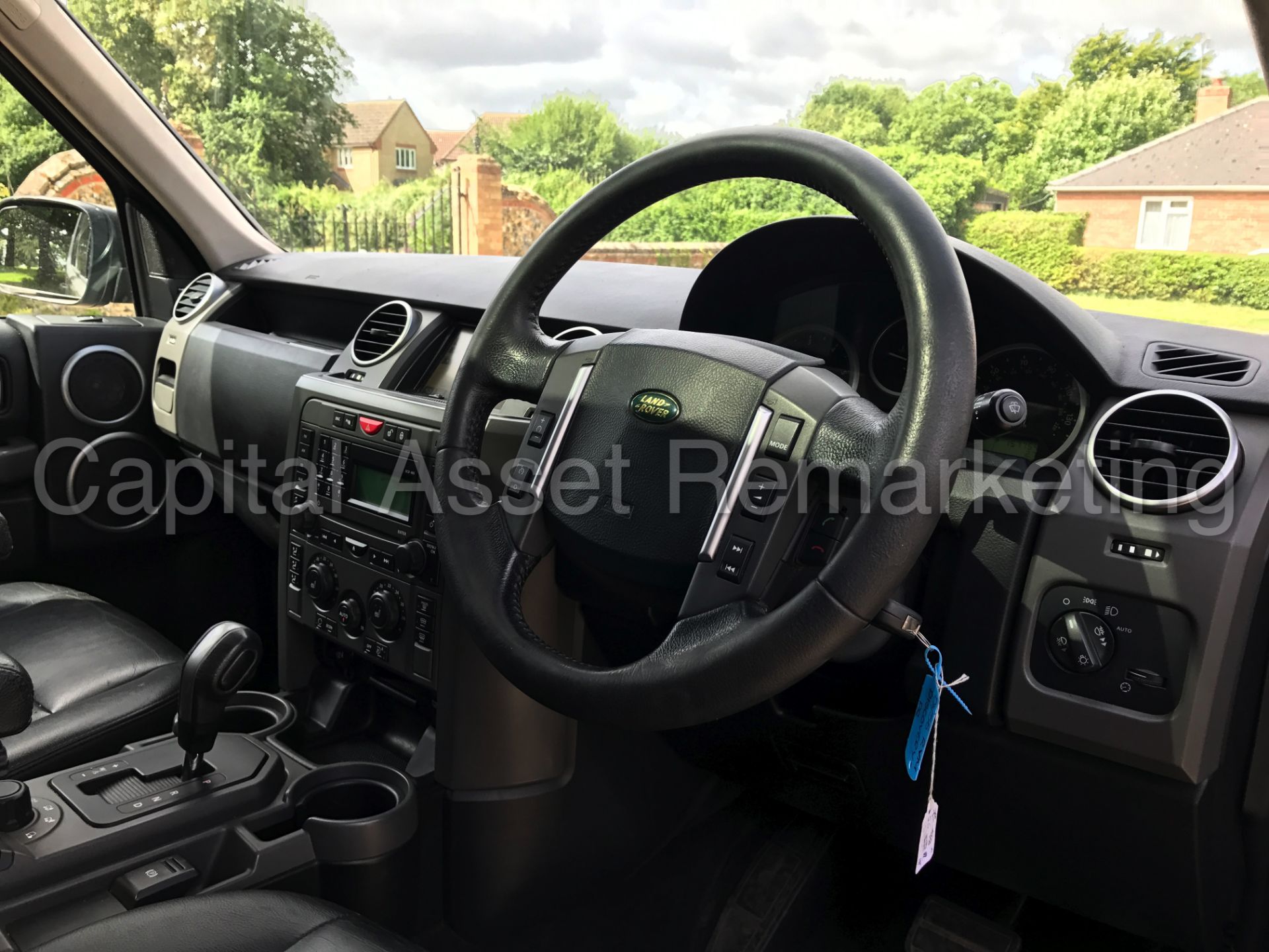 LAND ROVER DISCOVERY 3 'HSE' (2007) 'TDV6 - AUTO - LEATHER - SAT NAV - 7 SEATER' **MASSIVE SPEC** - Image 21 of 34