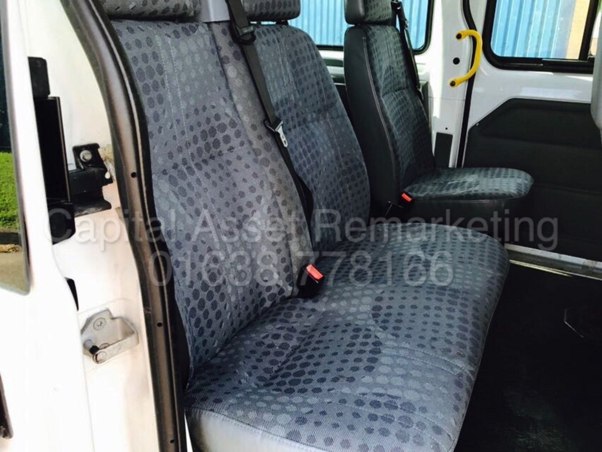 FORD TRANSIT 110 T300 'MWB - 9 SEATER BUS' (2009 - 09 REG) '2.2 TDCI - 110 BHP - 5 SPEED -ELEC PACK' - Image 21 of 23