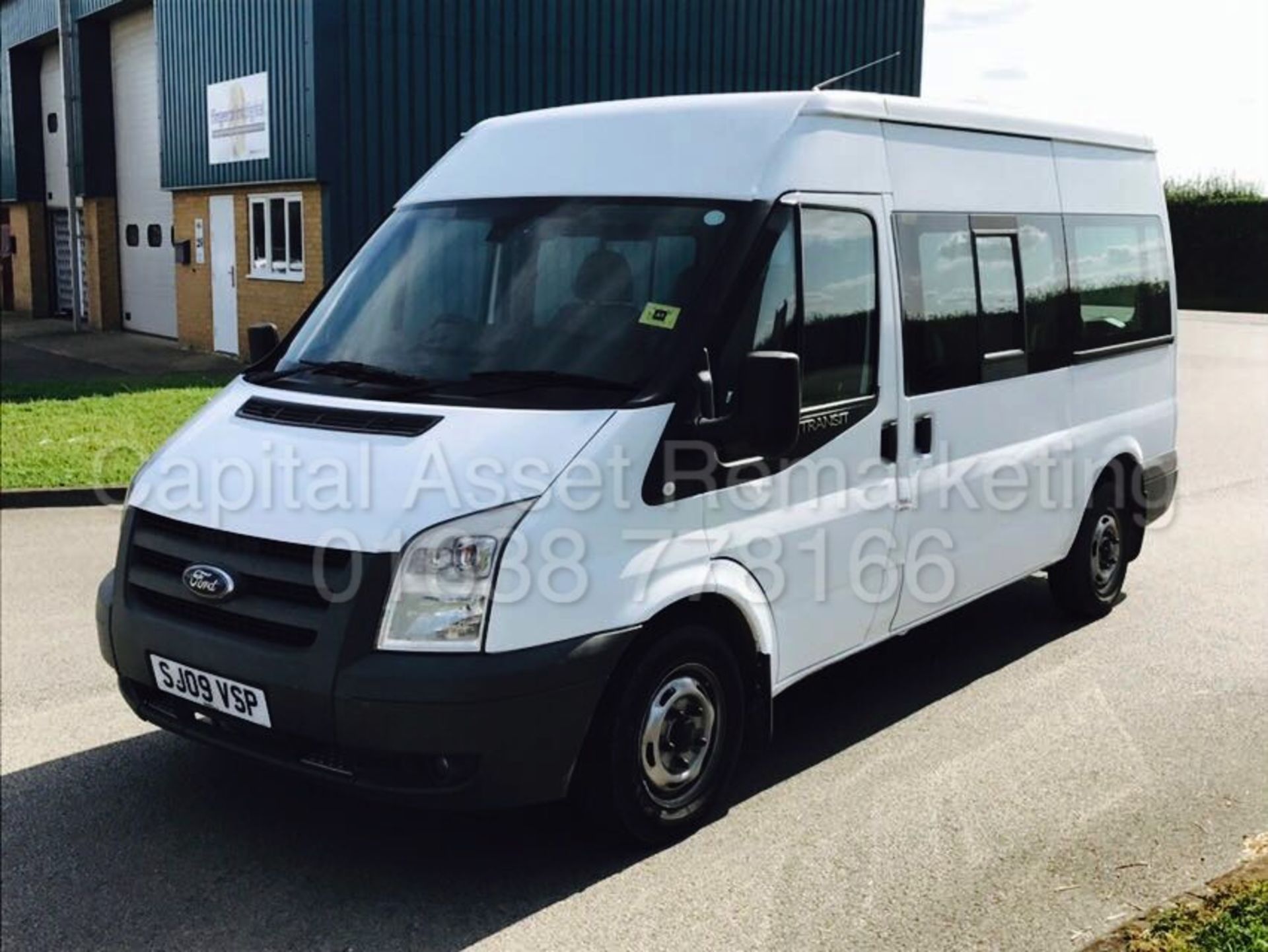 FORD TRANSIT 110 T300 'MWB - 9 SEATER BUS' (2009 - 09 REG) '2.2 TDCI - 110 BHP - 5 SPEED -ELEC PACK'