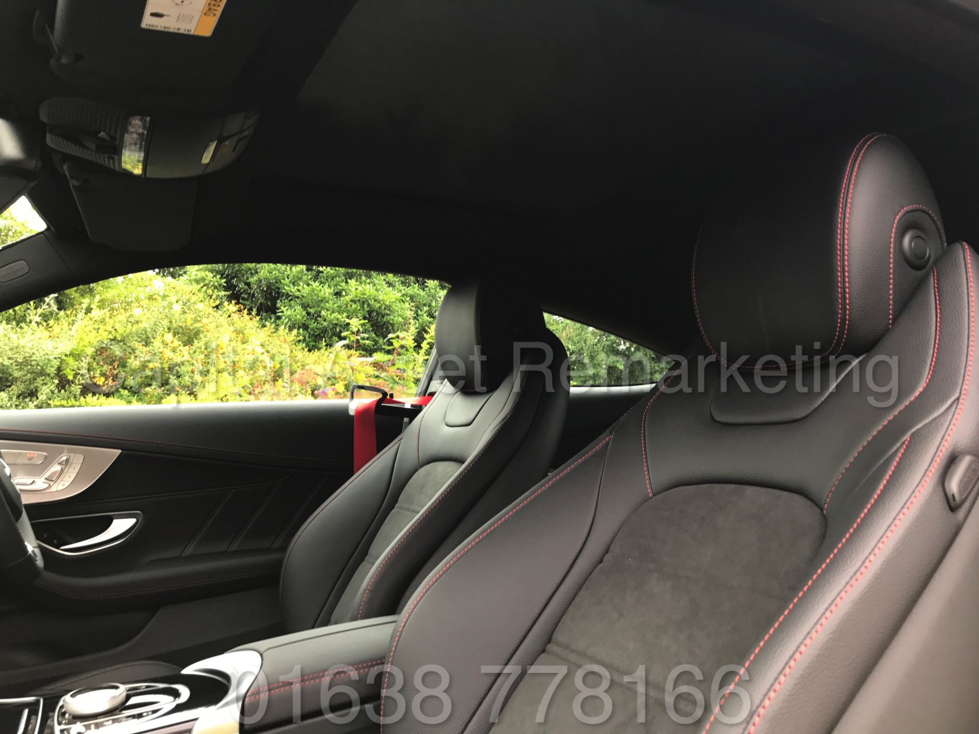 MEREDES-BENZ C43 AMG PREMIUM '4 MATIC' COUPE (2017) '9-G AUTO - LEATHER - SAT NAV' **FULLY LOADED** - Image 30 of 57