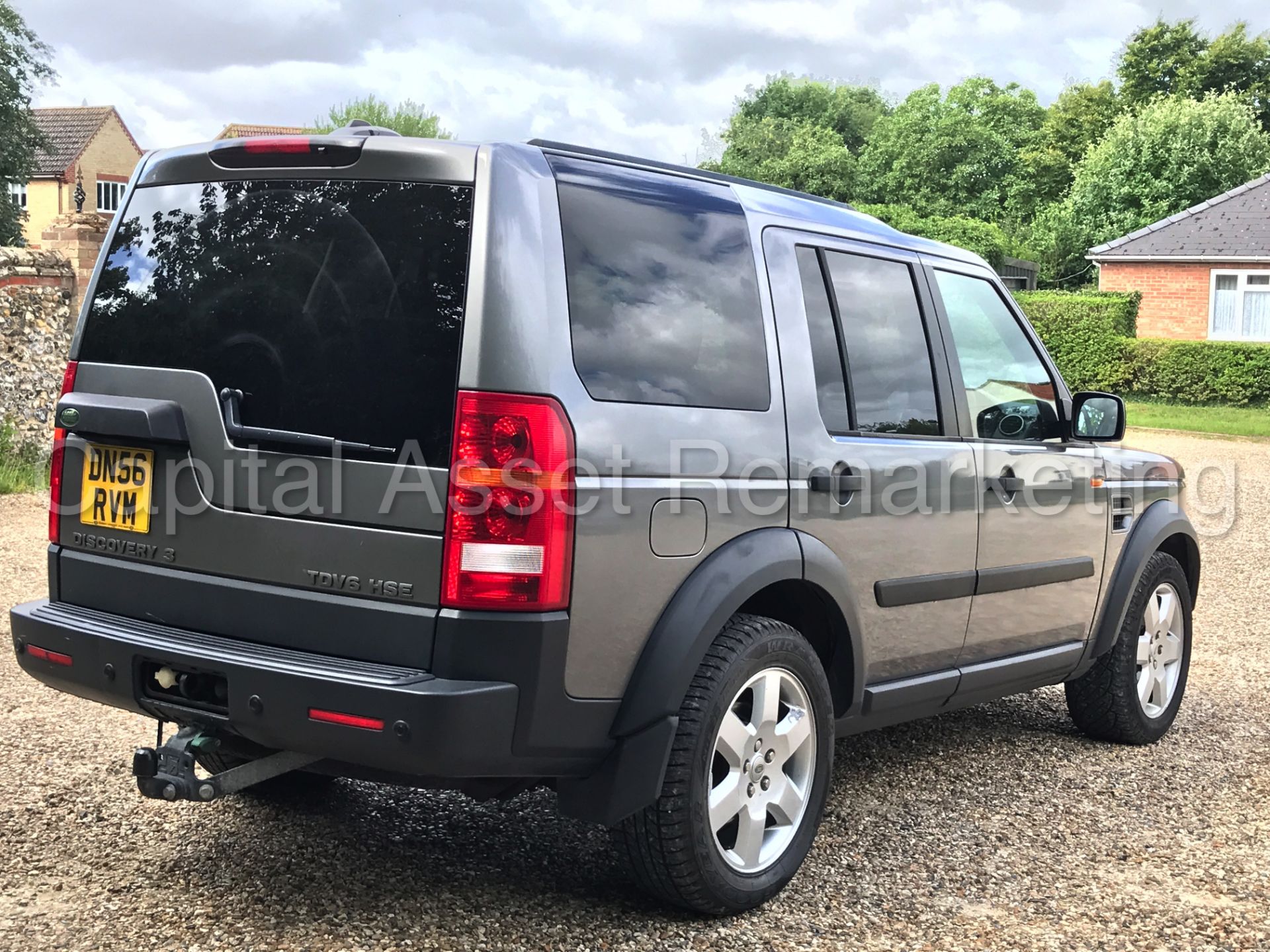 LAND ROVER DISCOVERY 3 'HSE' (2007) 'TDV6 - AUTO - LEATHER - SAT NAV - 7 SEATER' **MASSIVE SPEC** - Image 6 of 34