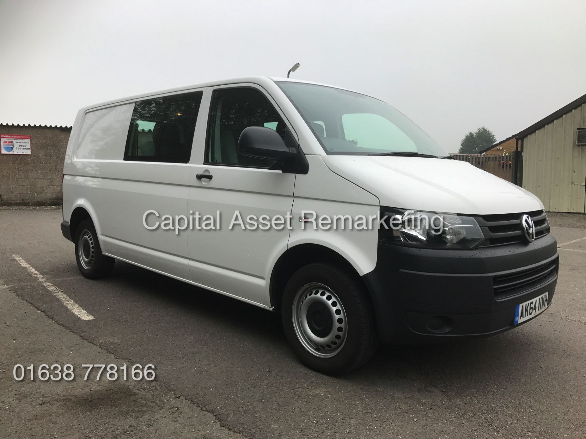 VOLKSWAGEN TRANSPORTER 2.0TDI LWB T32 "6 SEATER" DUEL LINER / COMBI VAN (2015 MODEL - NEW SHAPE) - Image 4 of 23