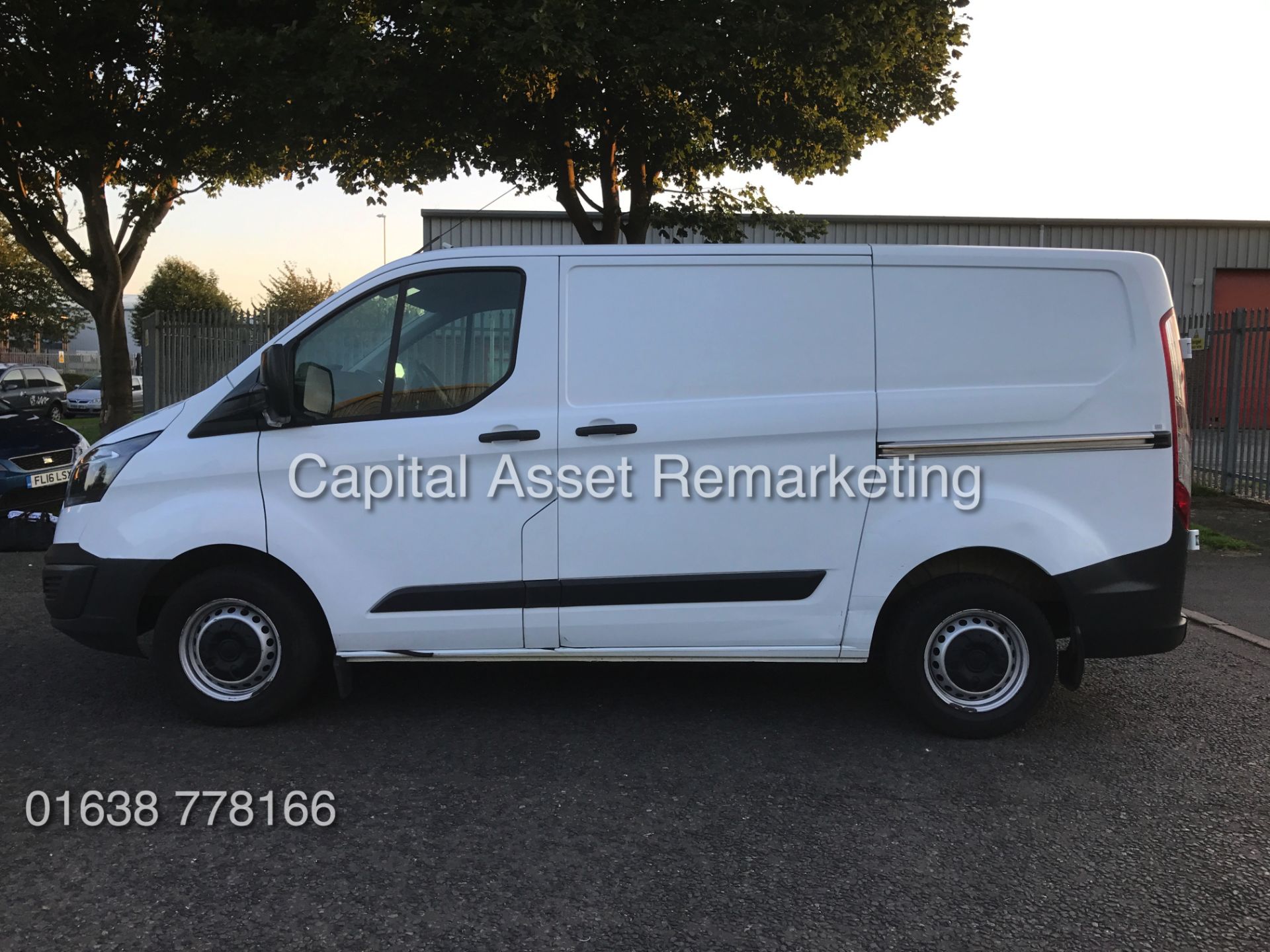 FORD TRANSIT CUSTOM 2.2TDCI 290 ECO-TECH (15 REG - NEW SHAPE) 1 OWNER - ELEC PACK - 6 SPEED - Image 5 of 17