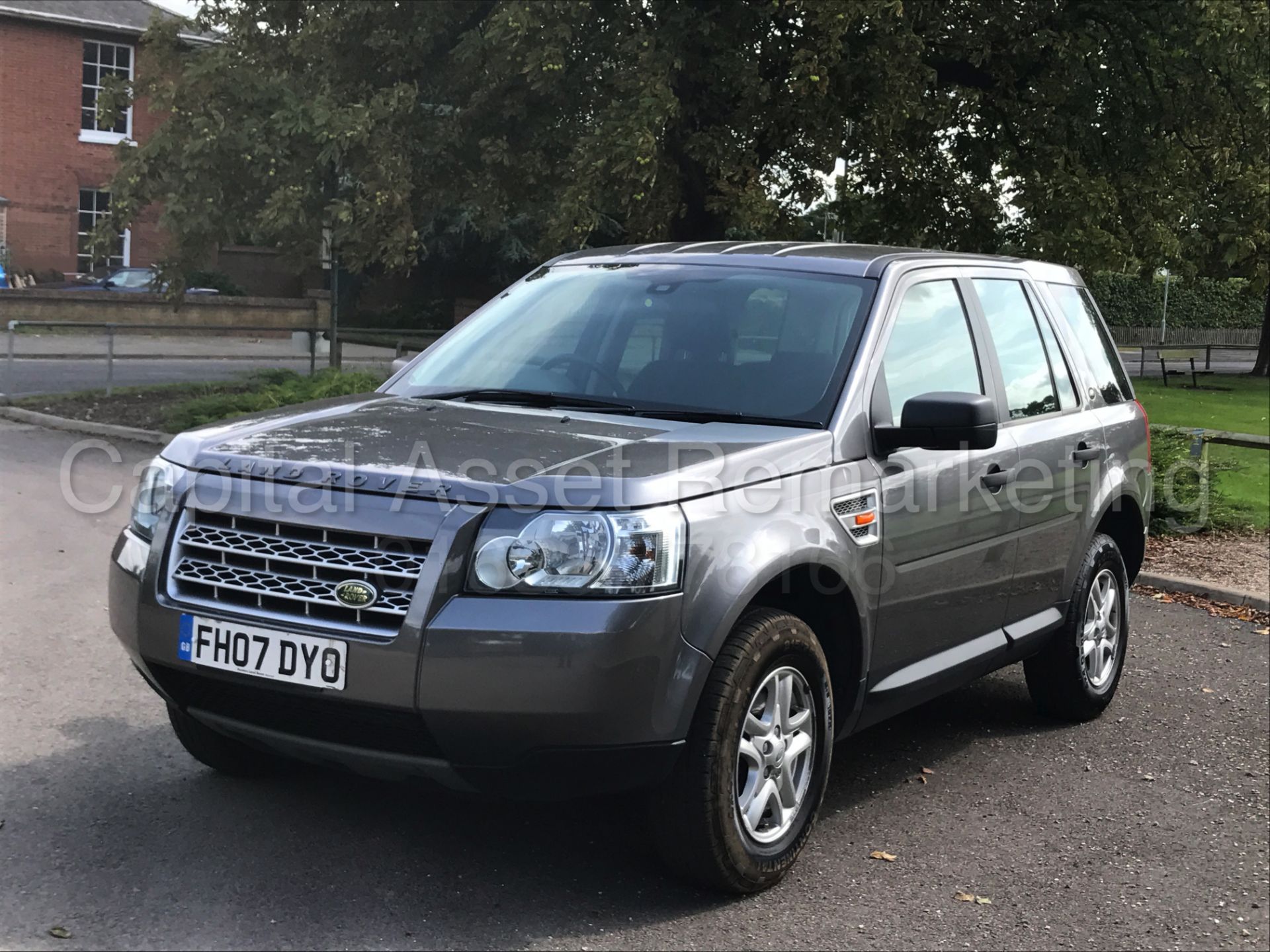 LAND ROVER FREELANDER (2007) '2.2 TD4 - AUTOMATIC - 161 BHP' **AIR CON** (NO VAT - SAVE 20%) - Image 2 of 28