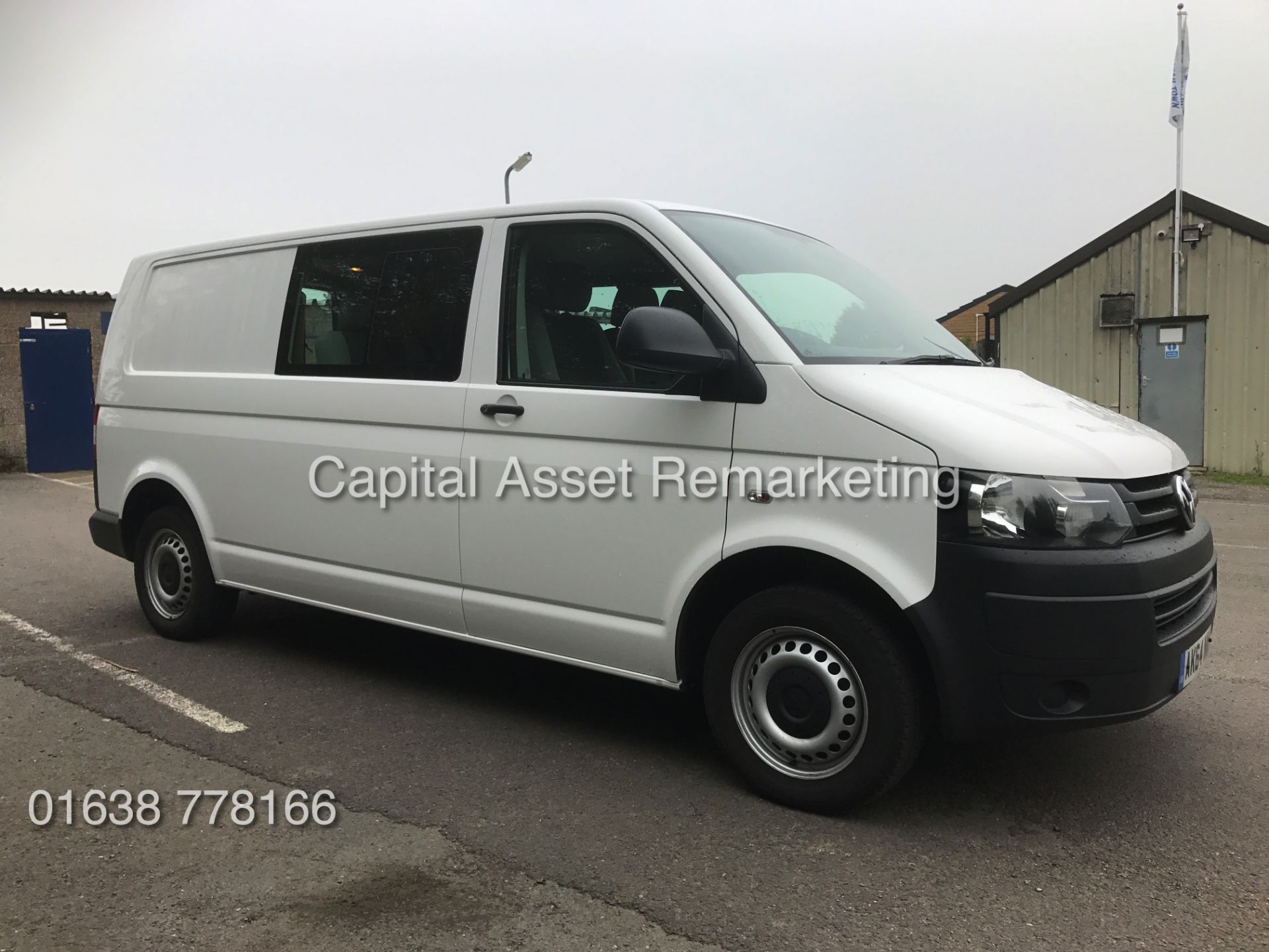 VOLKSWAGEN TRANSPORTER 2.0TDI LWB T32 "6 SEATER" DUEL LINER / COMBI VAN (2015 MODEL - NEW SHAPE) - Image 5 of 23