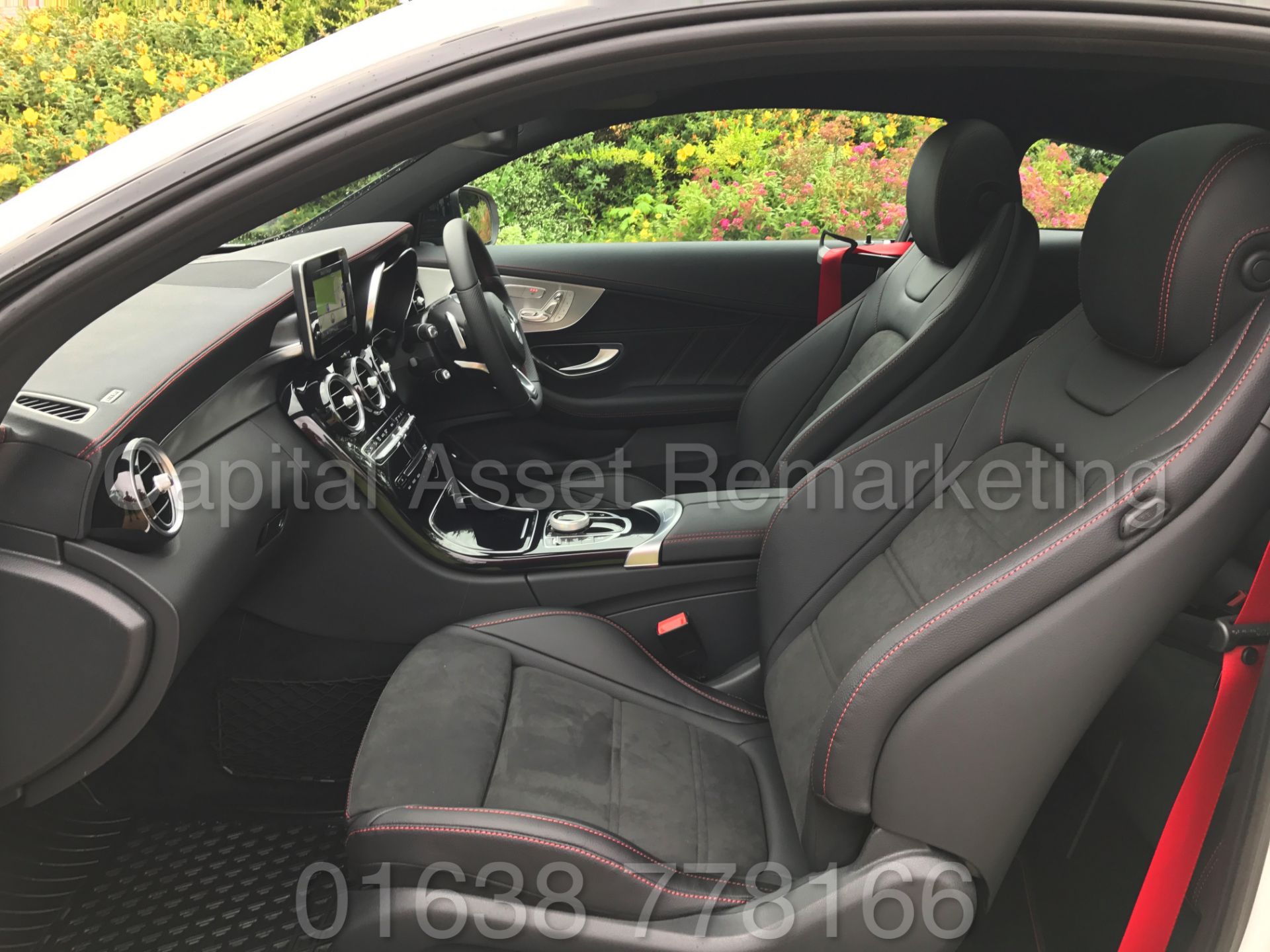 MEREDES-BENZ C43 AMG PREMIUM '4 MATIC' COUPE (2017) '9-G AUTO - LEATHER - SAT NAV' **FULLY LOADED** - Image 31 of 57