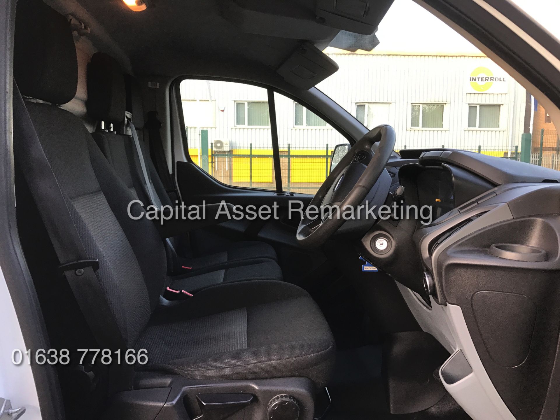 FORD TRANSIT CUSTOM 2.2TDCI 290 ECO-TECH (15 REG - NEW SHAPE) 1 OWNER - ELEC PACK - 6 SPEED - Image 9 of 17