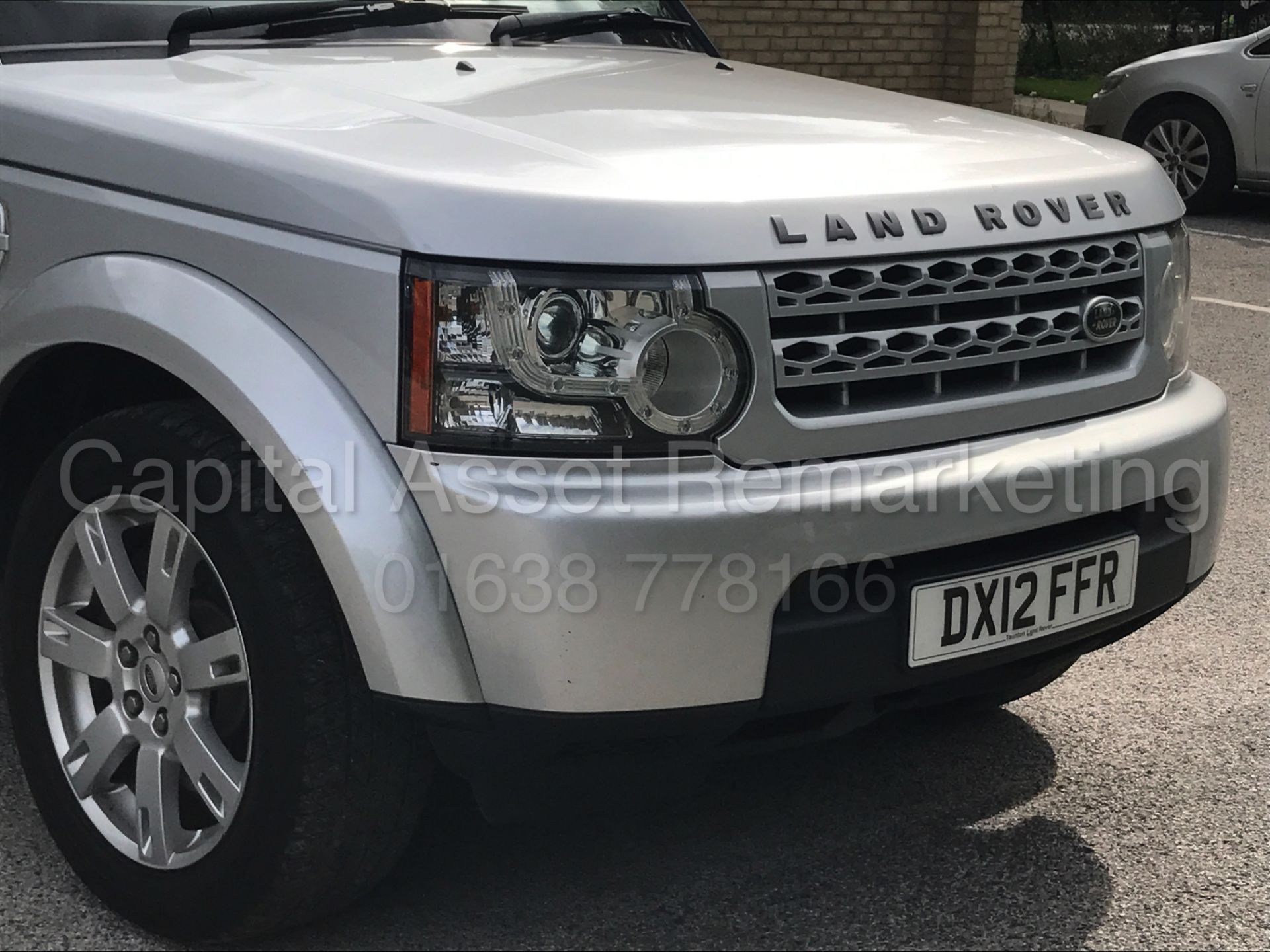 (On Sale) LAND ROVER DISCOVERY 4 (2012) '3.0 SDV6 - 8 SPEED AUTO - 7 SEATER' **HUGE SPEC** (1 OWNER) - Image 11 of 33