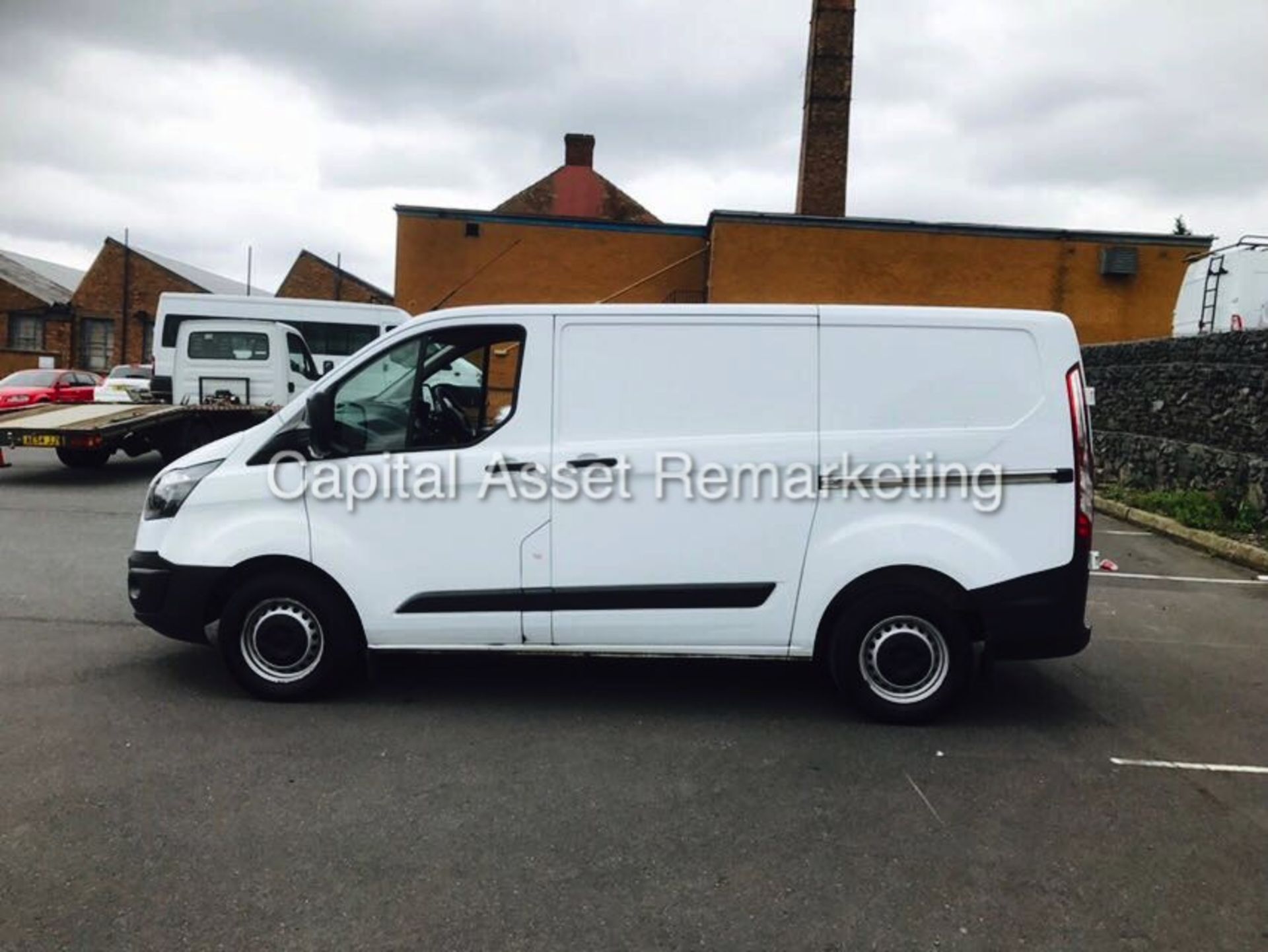 FORD TRANSIT CUSTOM 2.2TDCI "125" TREND SPEC - AIR CON - 64 REG - 1 OWNER - GREAT SPEC - WOW!!!! - Image 2 of 17