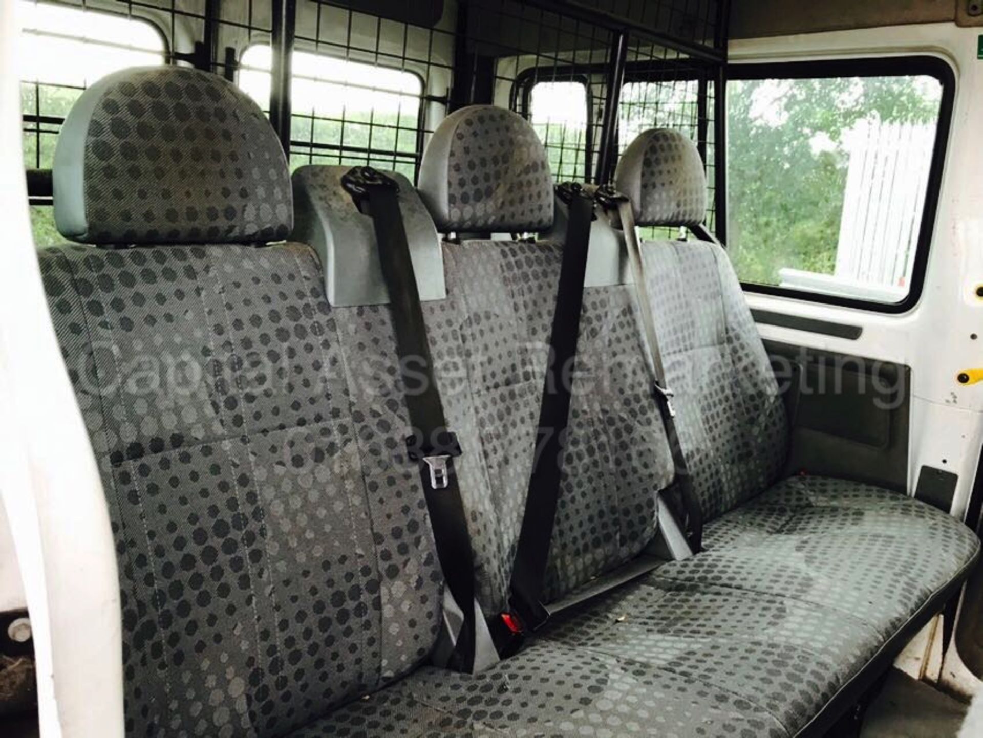 FORD TRANSIT 110 T300 'MWB - 9 SEATER BUS' (2009 - 09 REG) '2.2 TDCI - 110 BHP - 5 SPEED -ELEC PACK' - Image 10 of 17