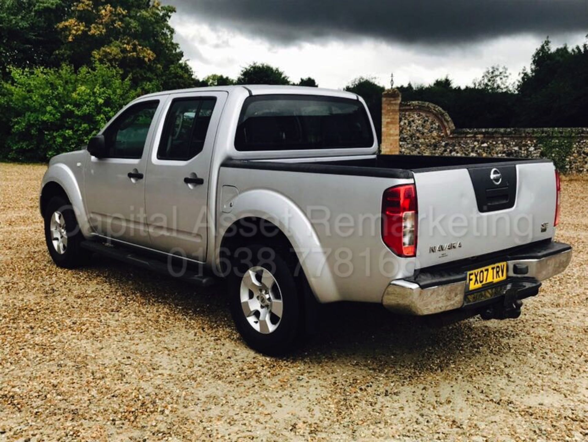 NISSAN NAVARA 'SE EDITION' DOUBLE CAB PICK-UP (2007 - 07 REG) '2.5 DCI - 171 BHP - 6 SPEED' (NO VAT) - Image 5 of 19