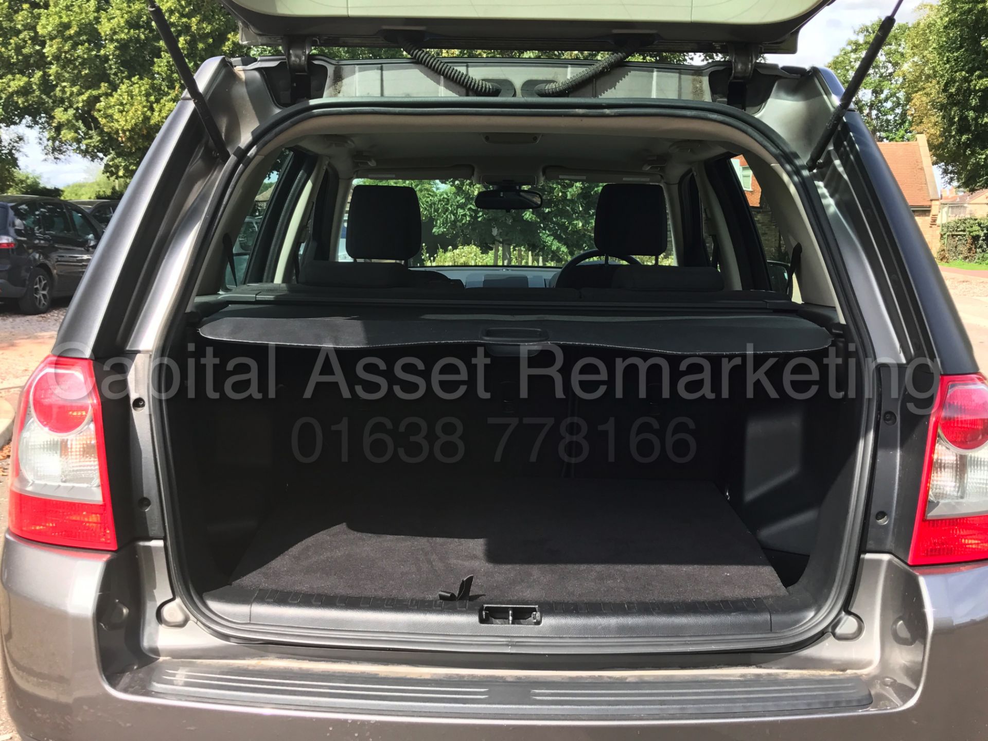 LAND ROVER FREELANDER (2007) '2.2 TD4 - AUTOMATIC - 161 BHP' **AIR CON** (NO VAT - SAVE 20%) - Image 17 of 28