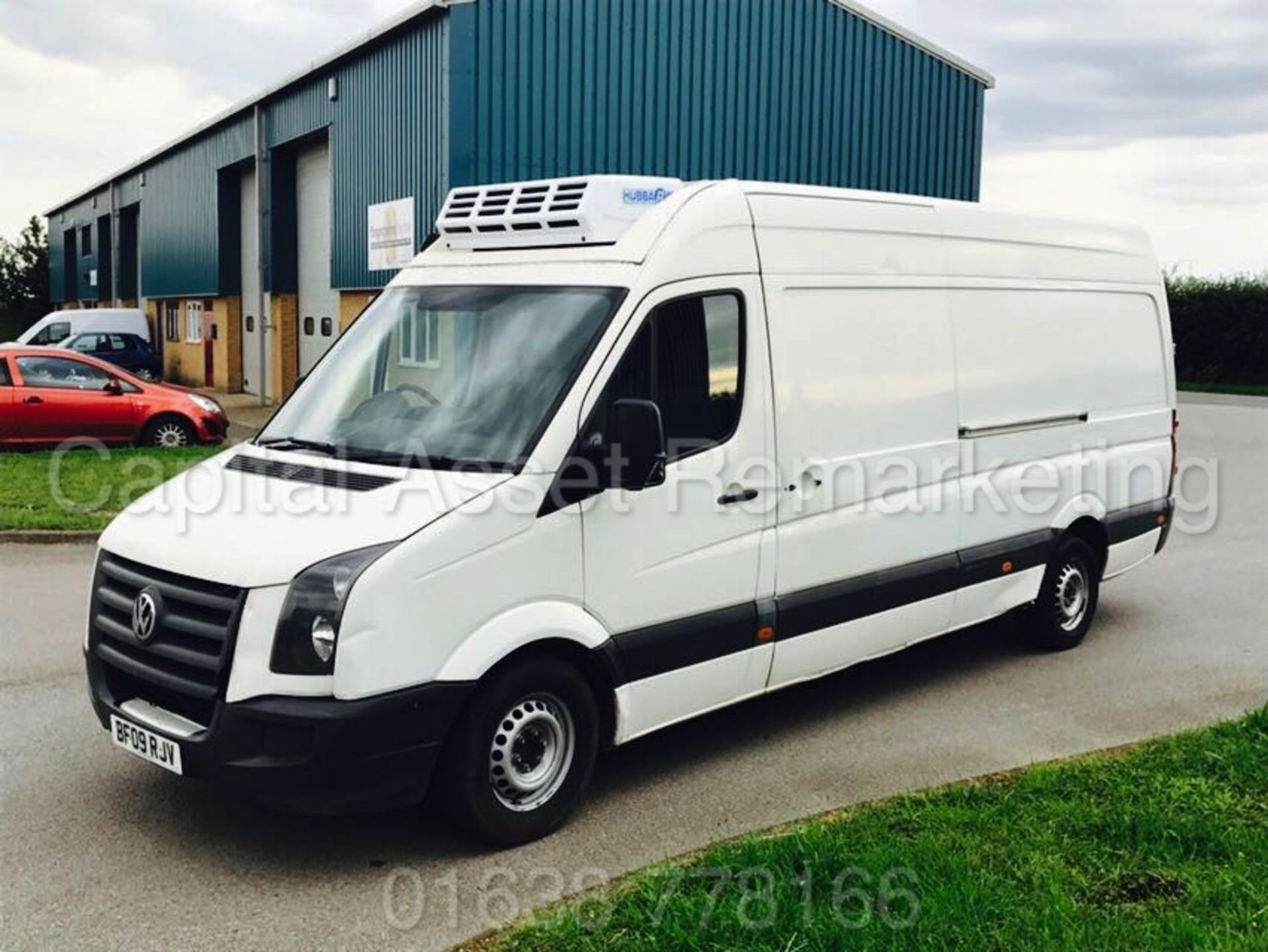 VOLKSWAGEN CRAFTER CR35 'LWB HI-ROOF' (2009) **FRIDGE / FREEZER VAN** '2.5 TDI - 109 BHP- 6 SPEED' - Image 3 of 16