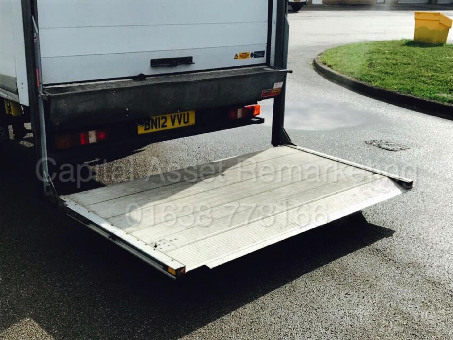 FORD TRANSIT 125 T350L RWD 'LWB - LUTON / BOX VAN' (2012) '2.2 TDCI - 125 PS - 6 SPEED' *TAIL-LIFT* - Image 10 of 20