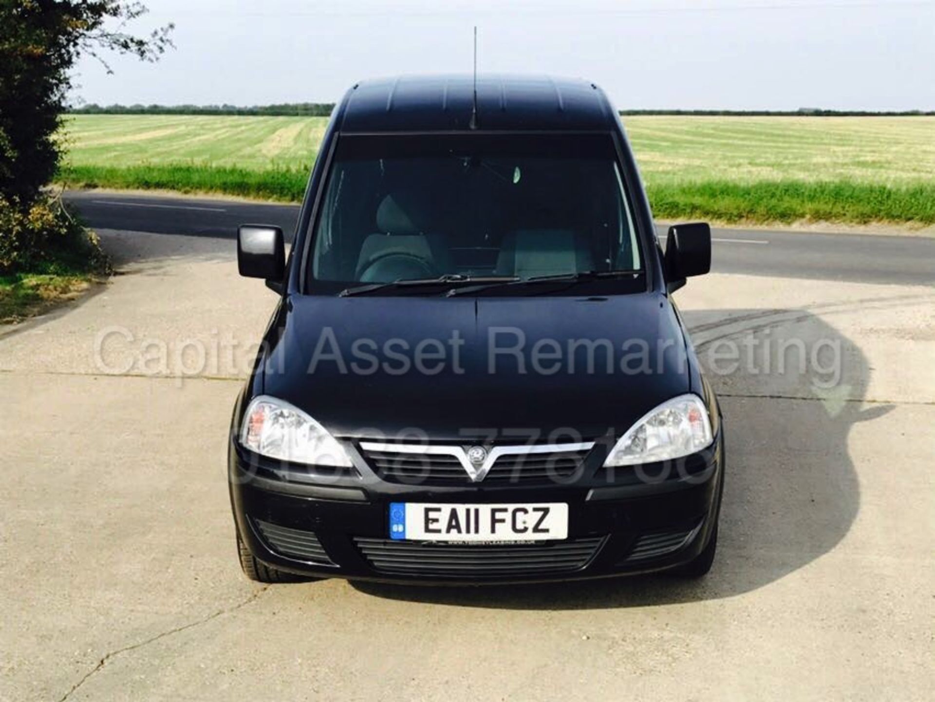 VAUXHALL COMBO 1700 'SE EDITION' (2011 - 11 REG) 'CDTI - DIESEL - 5 SPEED' (NO VAT) **FULL MOT** - Image 8 of 16