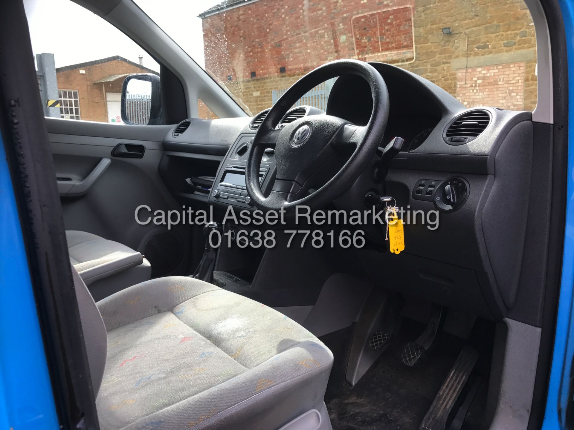 VOLKSWAGEN CADDY C20 "PLUS" 2.0 DIESEL (10 REG) AIR CON -EX BRITISH GAS BOARD - ELEC PACK -SIDE DOOR - Image 8 of 13