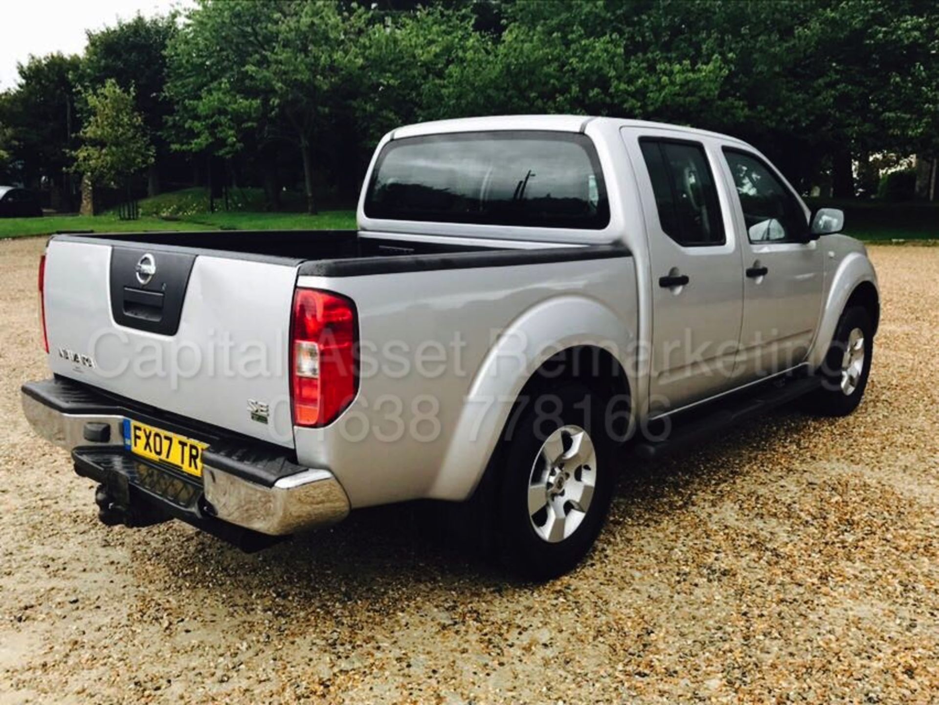 NISSAN NAVARA 'SE EDITION' DOUBLE CAB PICK-UP (2007 - 07 REG) '2.5 DCI - 171 BHP - 6 SPEED' (NO VAT) - Image 7 of 19