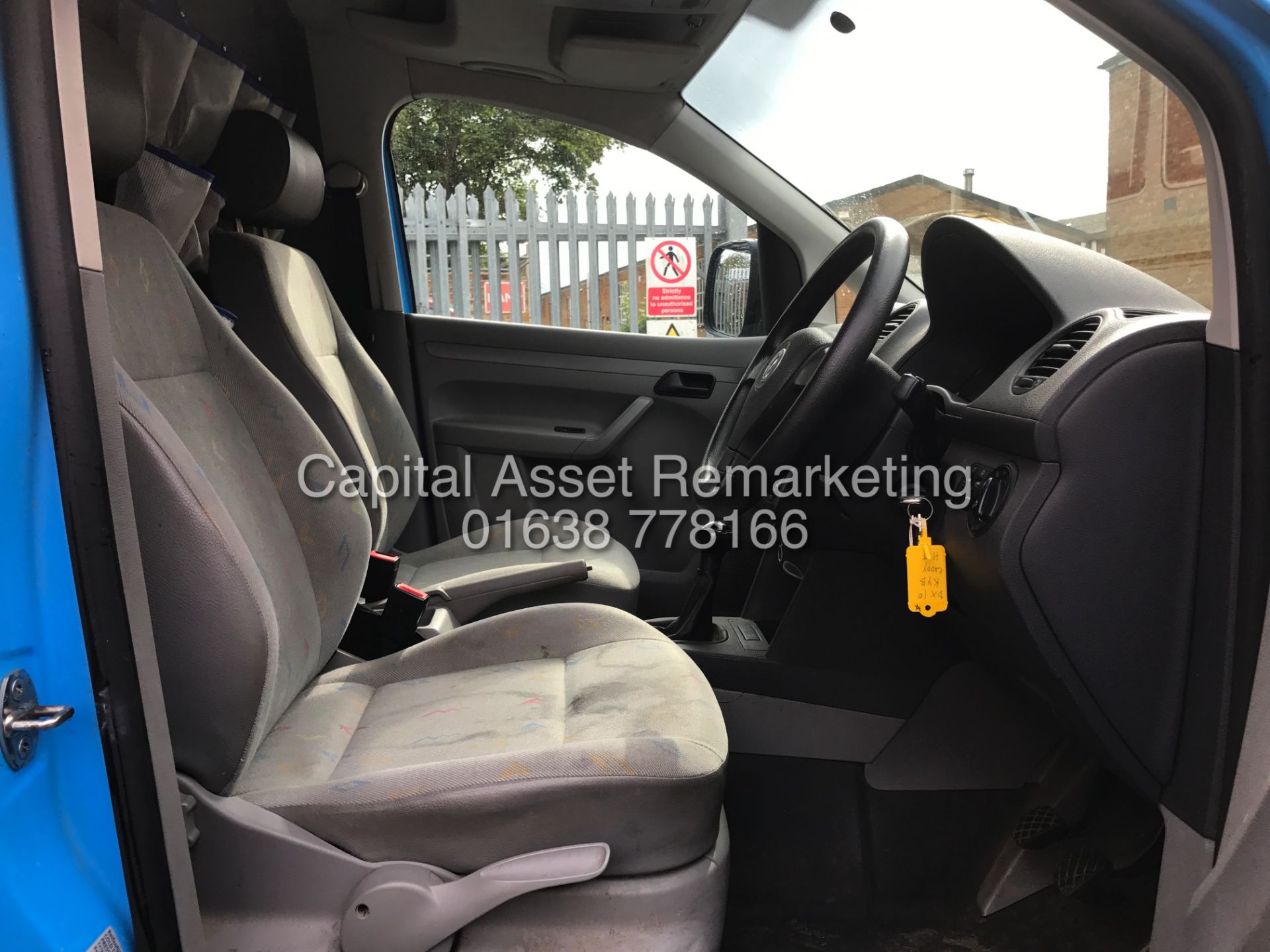 VOLKSWAGEN CADDY C20 "PLUS" 2.0 DIESEL (10 REG) AIR CON -EX BRITISH GAS BOARD - ELEC PACK -SIDE DOOR - Image 7 of 13