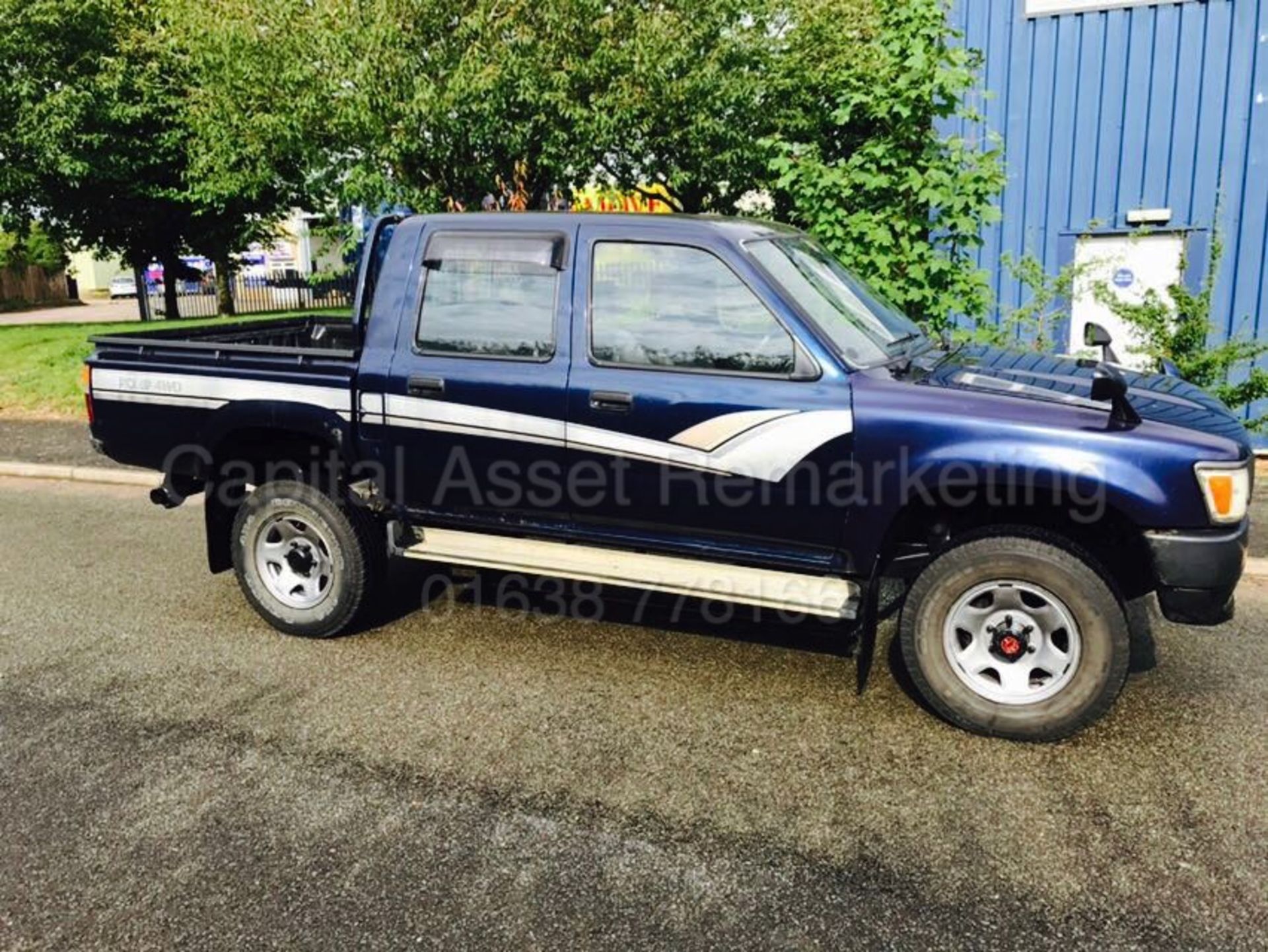 TOYOTA HILUX 'DOUBLE CAB' PICK-UP (1996 - N REG) 'DIESEL - 5 SPEED MANUAL' **AIR CON** (NO VAT) - Image 8 of 15