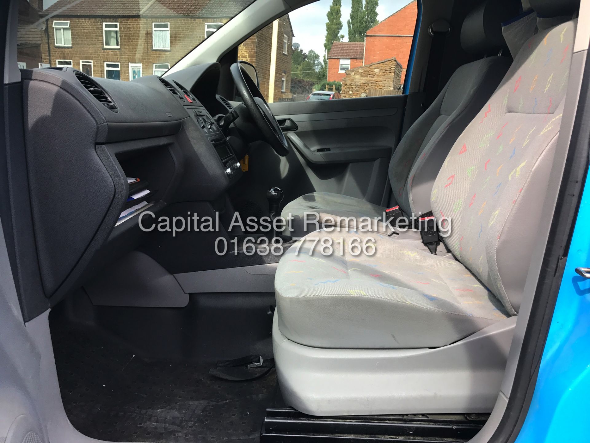 VOLKSWAGEN CADDY C20 "PLUS" 2.0 DIESEL (10 REG) AIR CON -EX BRITISH GAS BOARD - ELEC PACK -SIDE DOOR - Image 10 of 13