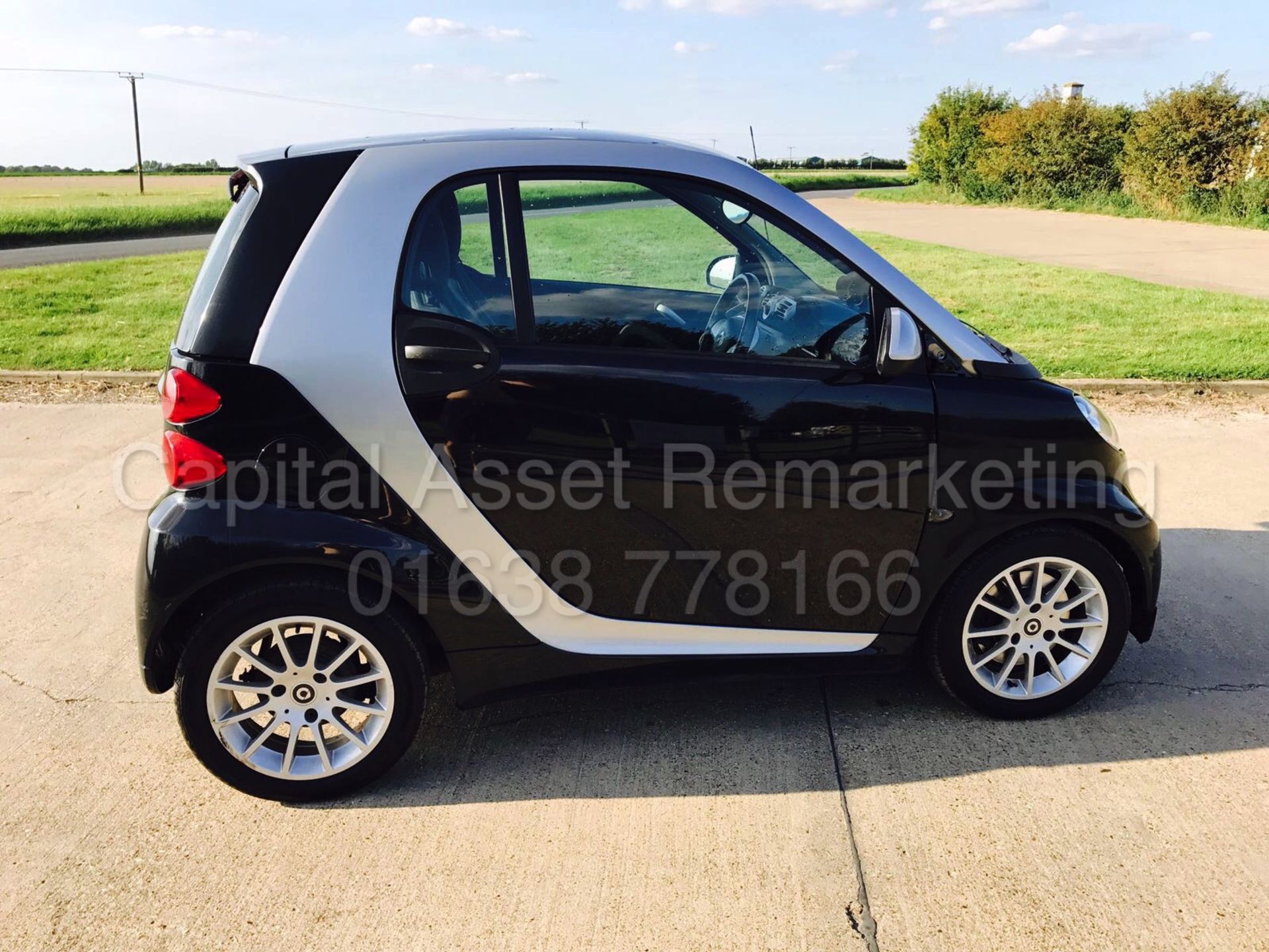 (On Sale) SMART FORTWO 'PASSION' (2011 - 11 REG) 'CDI - DIESEL - AUTO - SAT NAV - AIR CON' (NO VAT) - Image 8 of 17