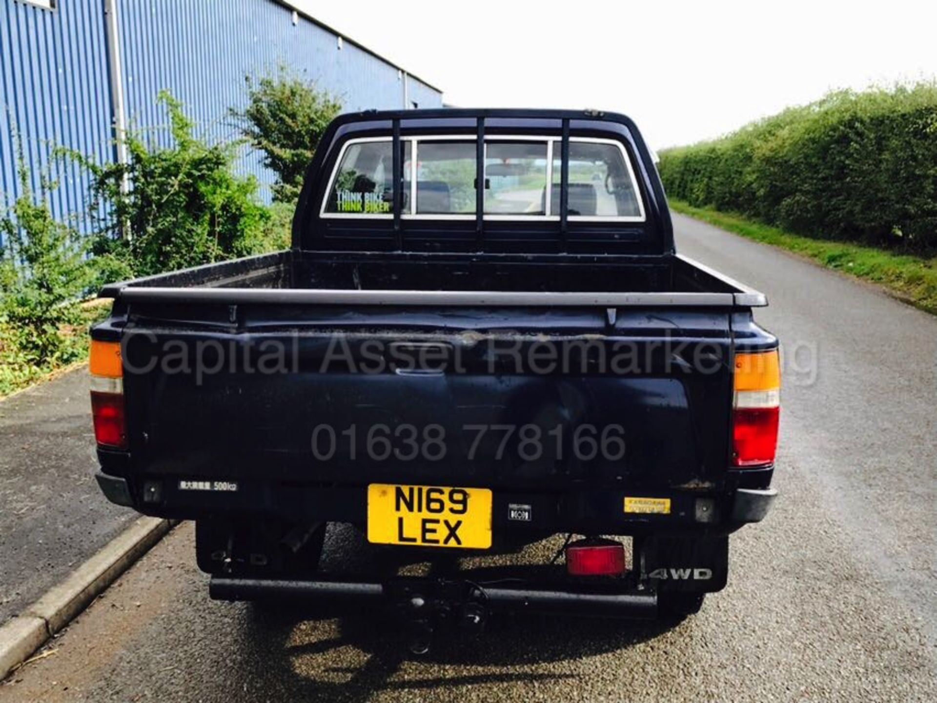 TOYOTA HILUX 'DOUBLE CAB' PICK-UP (1996 - N REG) 'DIESEL - 5 SPEED MANUAL' **AIR CON** (NO VAT) - Image 6 of 15