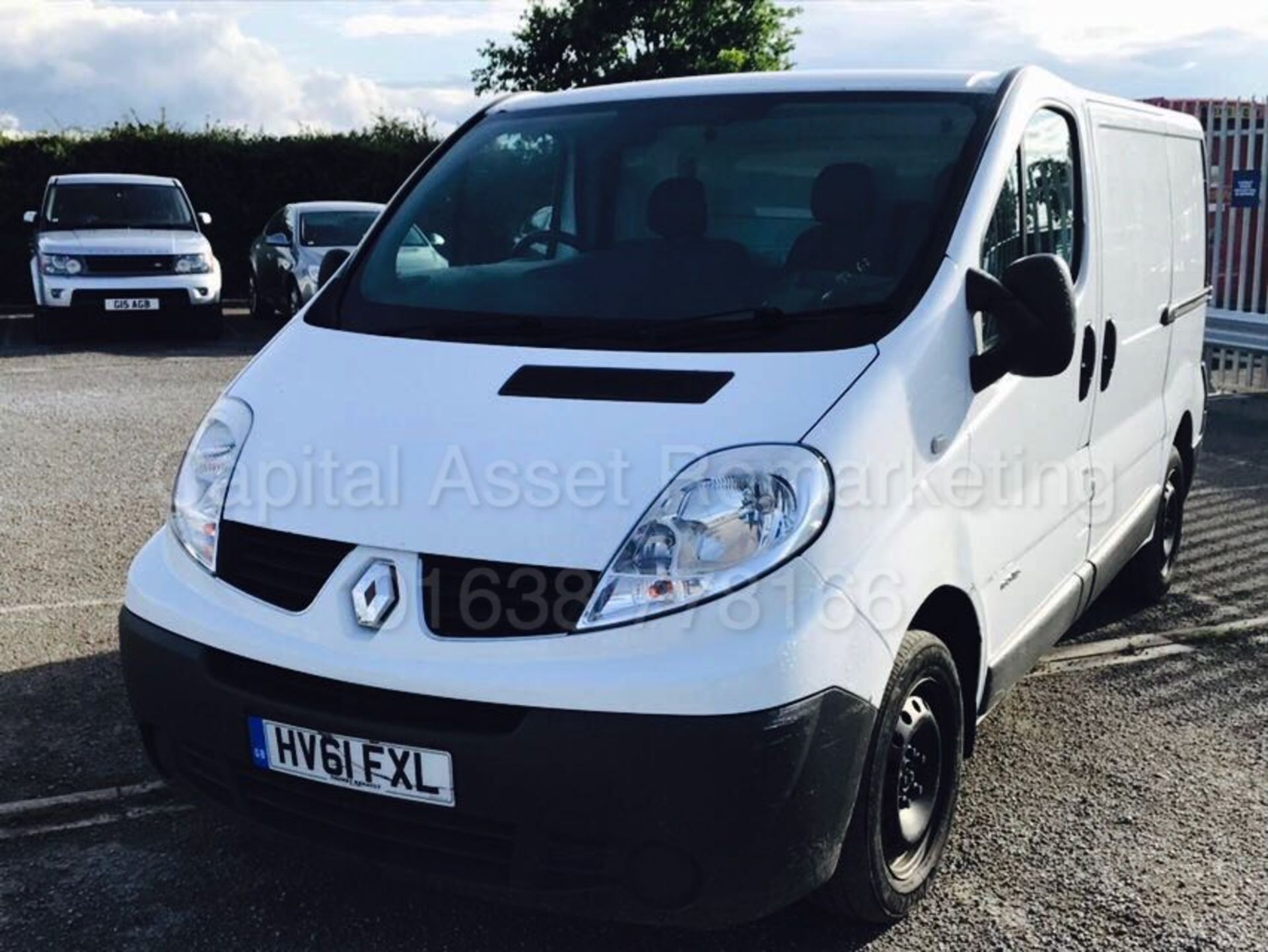 RENAULT TRAFIC SL27 (2012 MODEL) '2.0 DCI - 115 PS - 6 SPEED' **SAT NAV** - Image 2 of 15