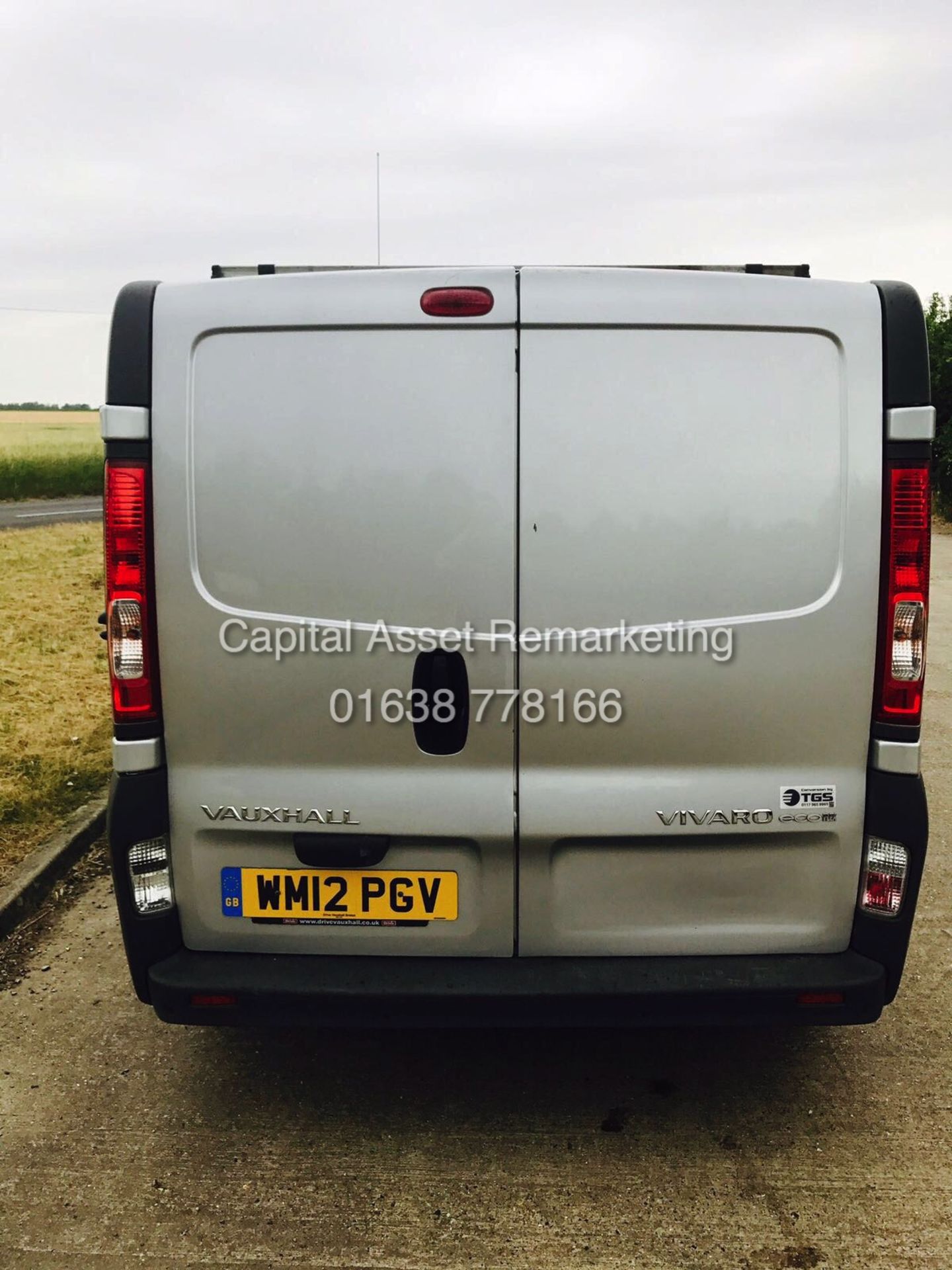 VAUXHALL VIVARO 2.0 CDTI ECO-FLEX (12 REG) SILVER - 3 SEATER - REMOVABLE ROOF RACKS - Image 5 of 11