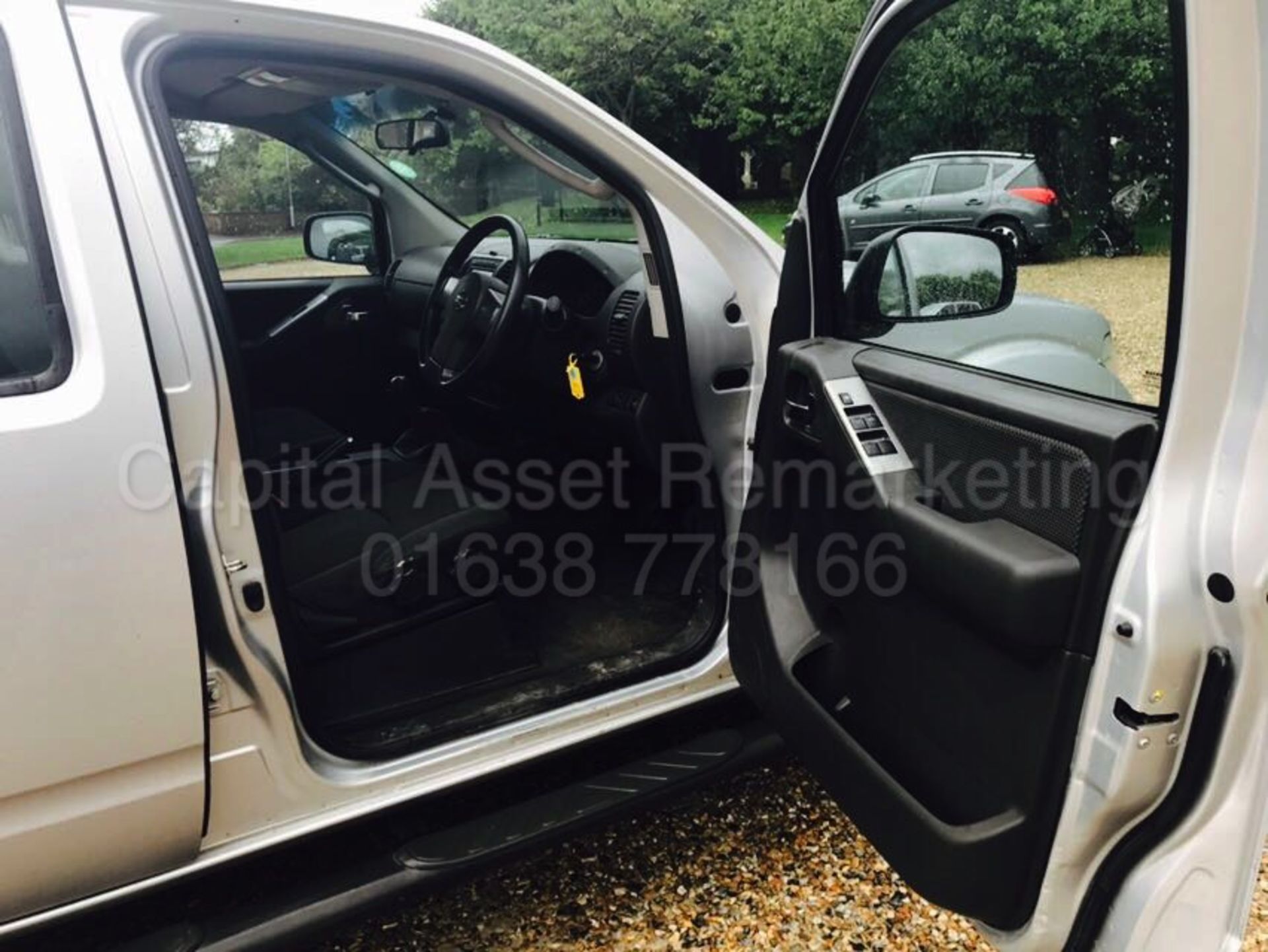 (On Sale) NISSAN NAVARA DOUBLE CAB PICK-UP (2007 - 07 REG) '2.5 DCI - 171 BHP - 6 SPEED' (NO VAT) - Image 12 of 19