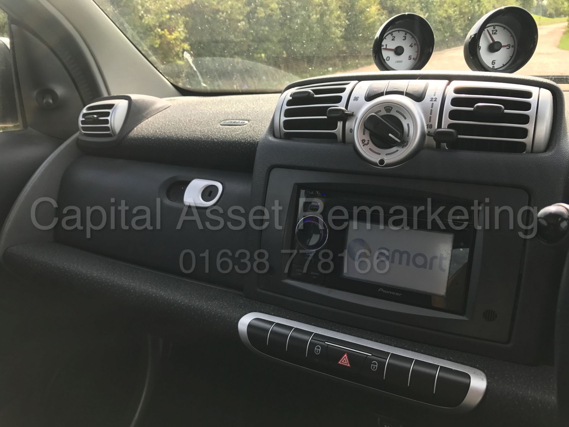 (On Sale) SMART FORTWO 'PASSION' (2011 - 11 REG) 'CDI - DIESEL - AUTO - AIR CON - PAN ROOF' (70 MPG) - Image 20 of 24